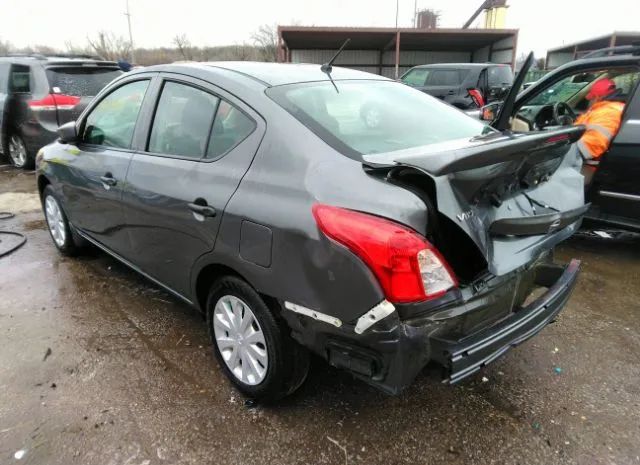 Photo 2 VIN: 3N1CN7APXJL882451 - NISSAN VERSA SEDAN 