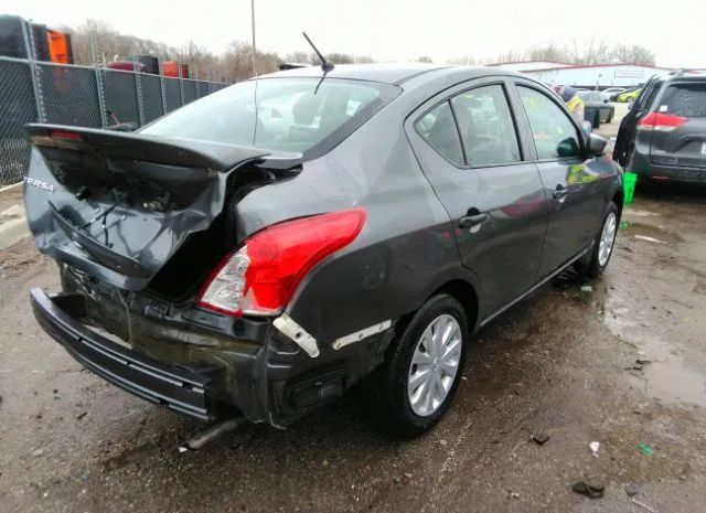 Photo 3 VIN: 3N1CN7APXJL882451 - NISSAN VERSA SEDAN 