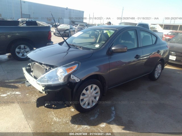 Photo 1 VIN: 3N1CN7APXJL882708 - NISSAN VERSA SEDAN 