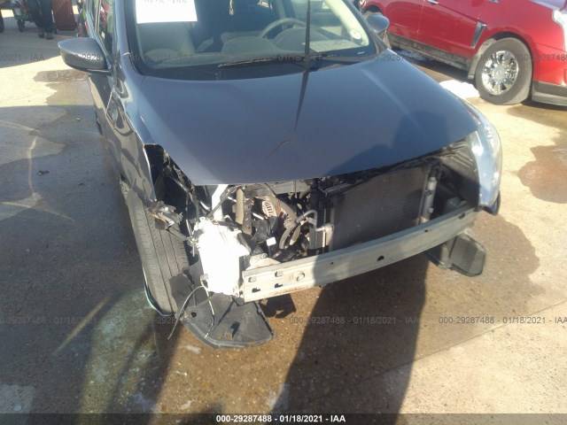 Photo 5 VIN: 3N1CN7APXJL882708 - NISSAN VERSA SEDAN 