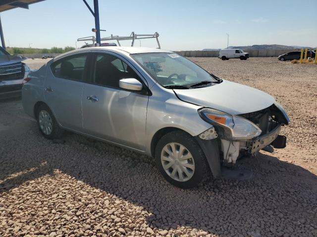 Photo 3 VIN: 3N1CN7APXJL886127 - NISSAN VERSA S 