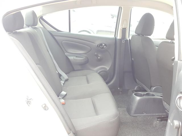 Photo 5 VIN: 3N1CN7APXJL887066 - NISSAN VERSA S 