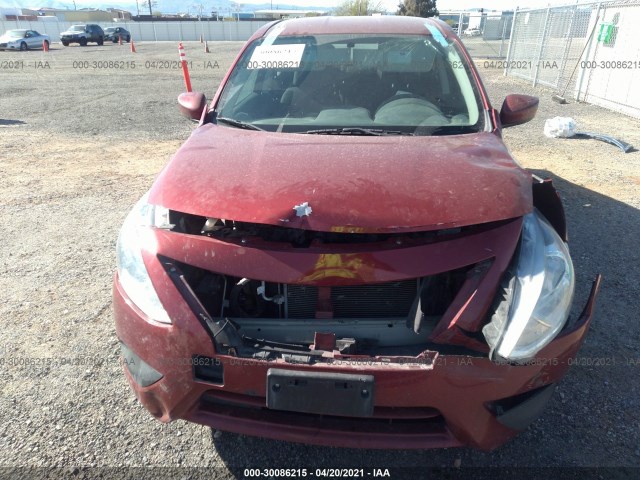 Photo 5 VIN: 3N1CN7APXKL813373 - NISSAN VERSA SEDAN 