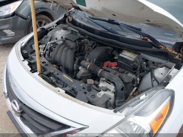 Photo 9 VIN: 3N1CN7APXKL817570 - NISSAN VERSA 