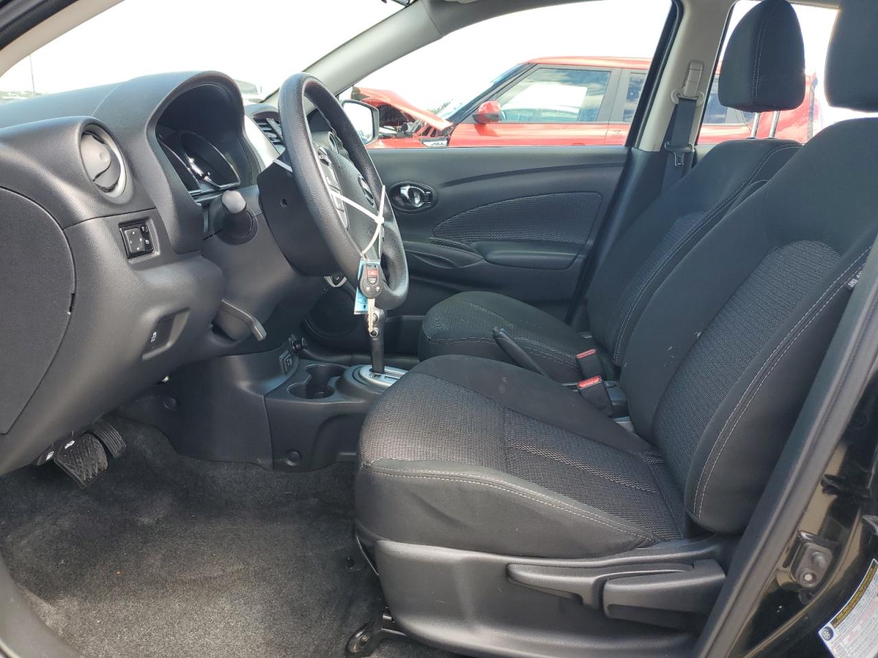 Photo 6 VIN: 3N1CN7APXKL862492 - NISSAN VERSA 