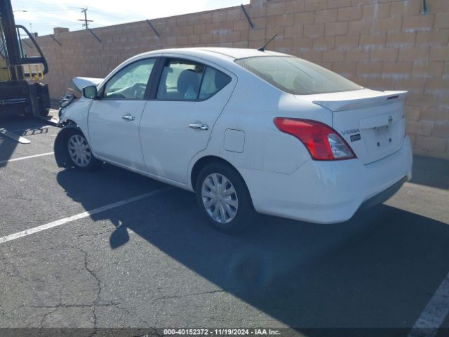 Photo 2 VIN: 3N1CN7APXKL867059 - NISSAN VERSA 