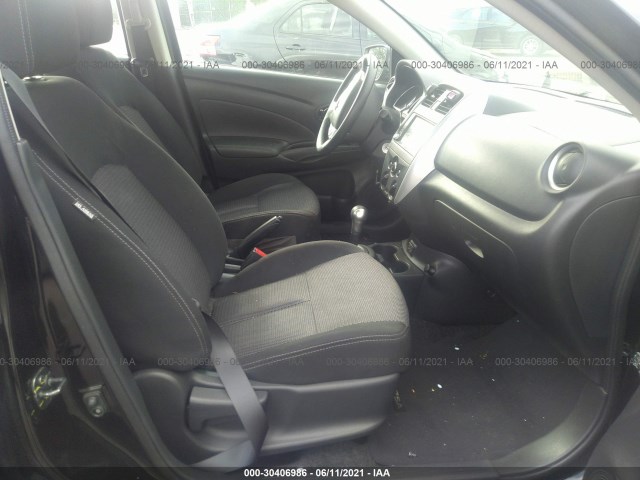 Photo 4 VIN: 3N1CN7APXKL877753 - NISSAN VERSA SEDAN 