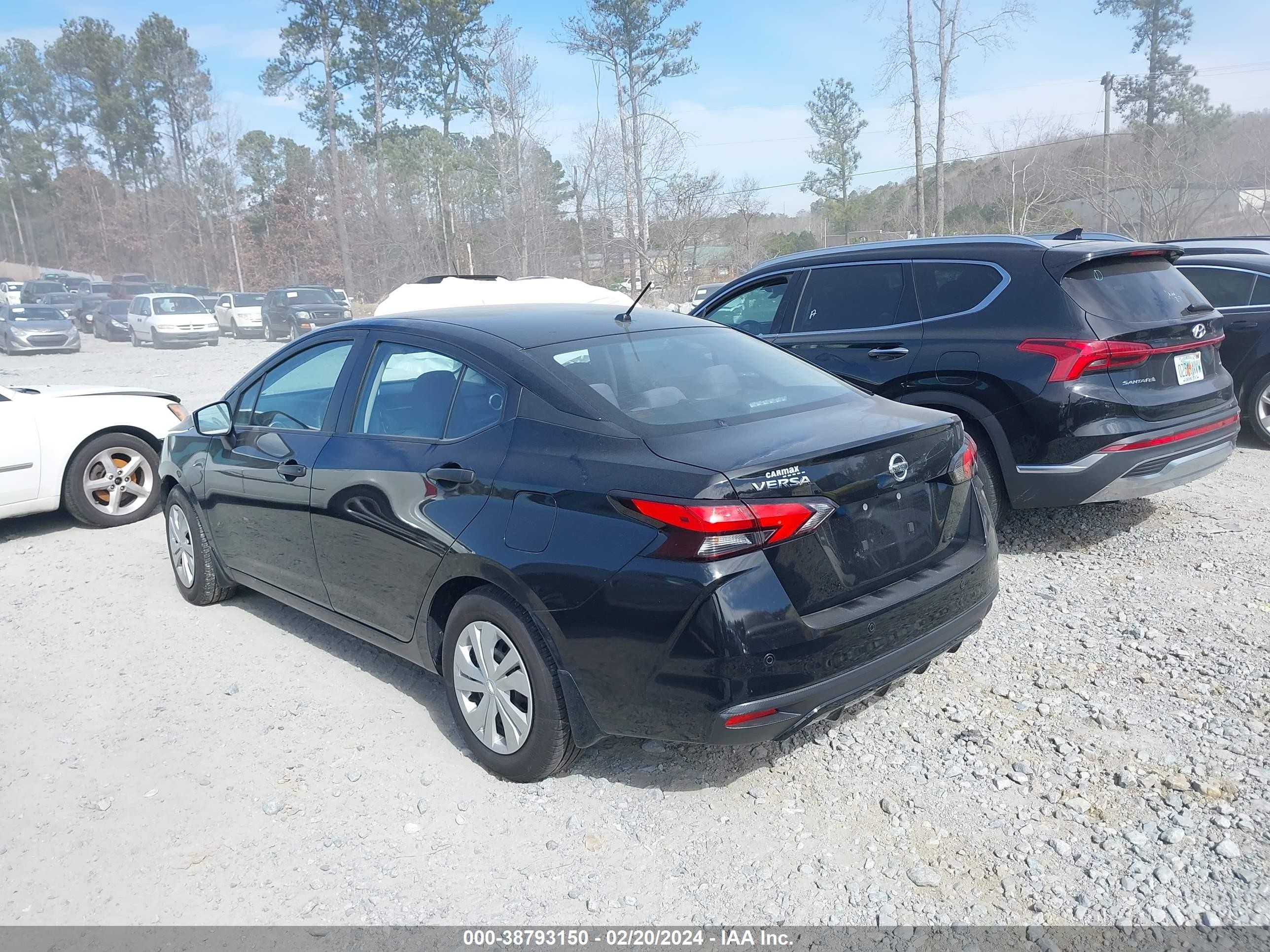 Photo 2 VIN: 3N1CN8BV2ML895136 - NISSAN VERSA 