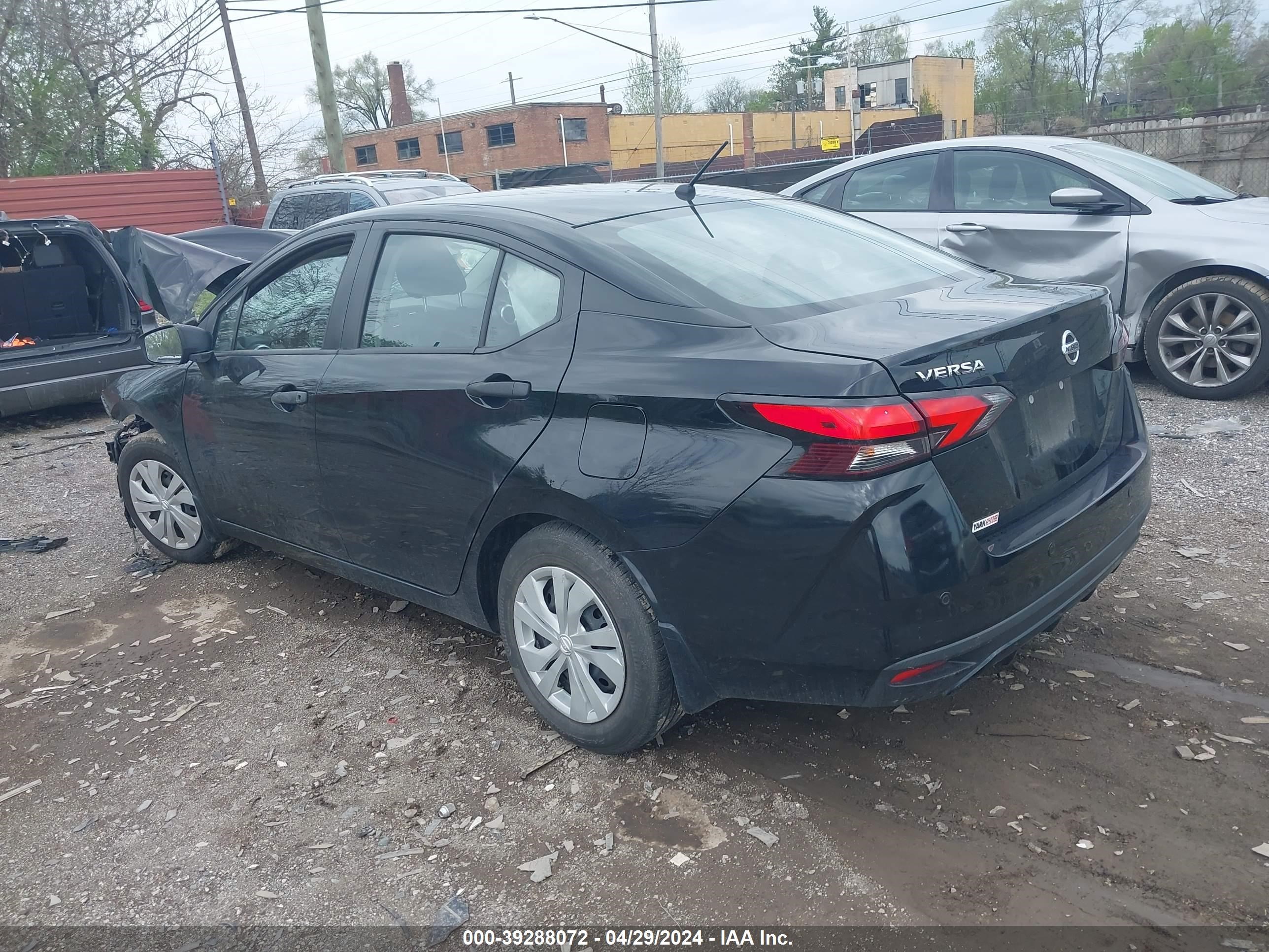 Photo 2 VIN: 3N1CN8BV8LL906042 - NISSAN VERSA 