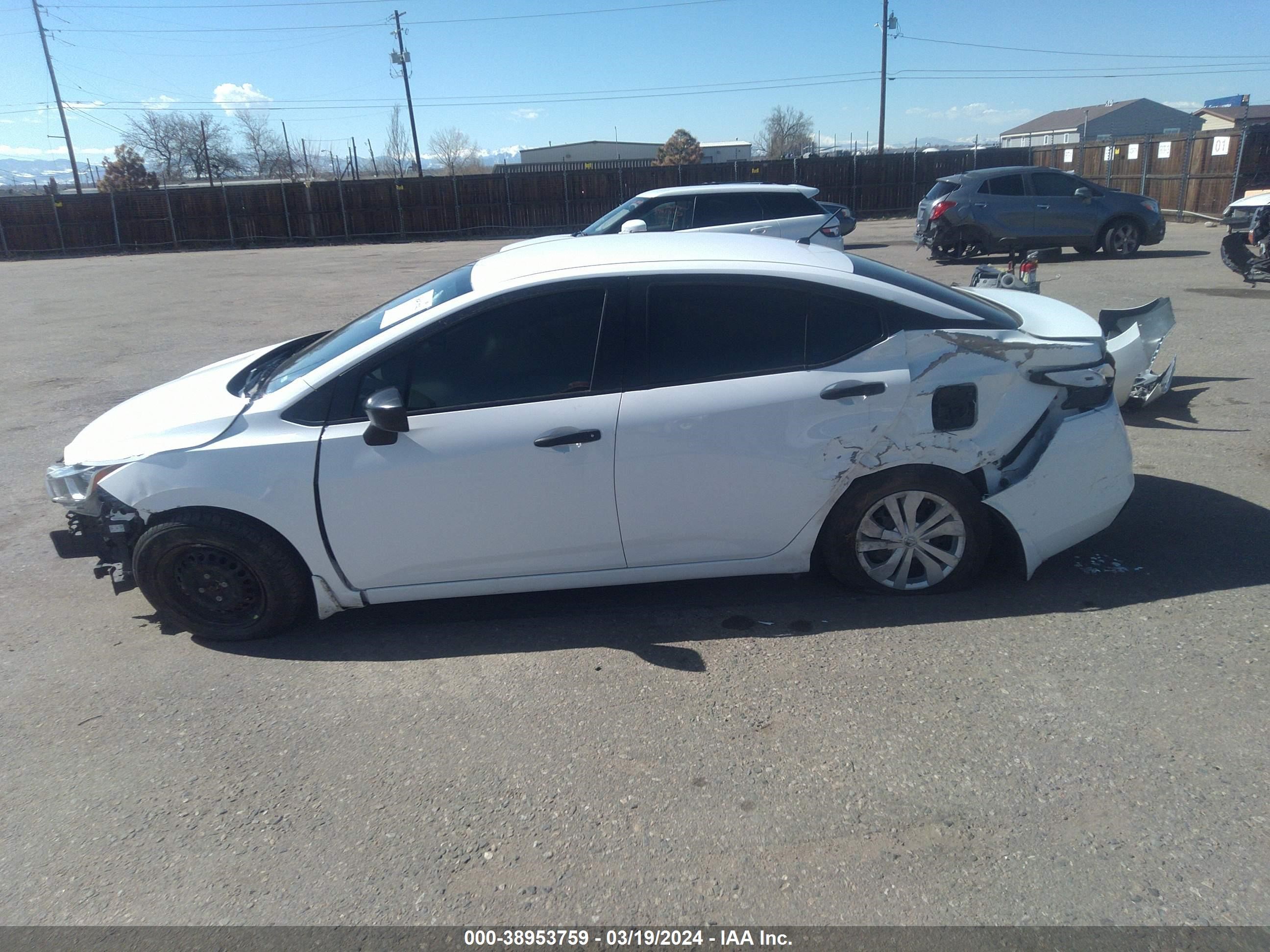 Photo 13 VIN: 3N1CN8DV1LL904209 - NISSAN VERSA 