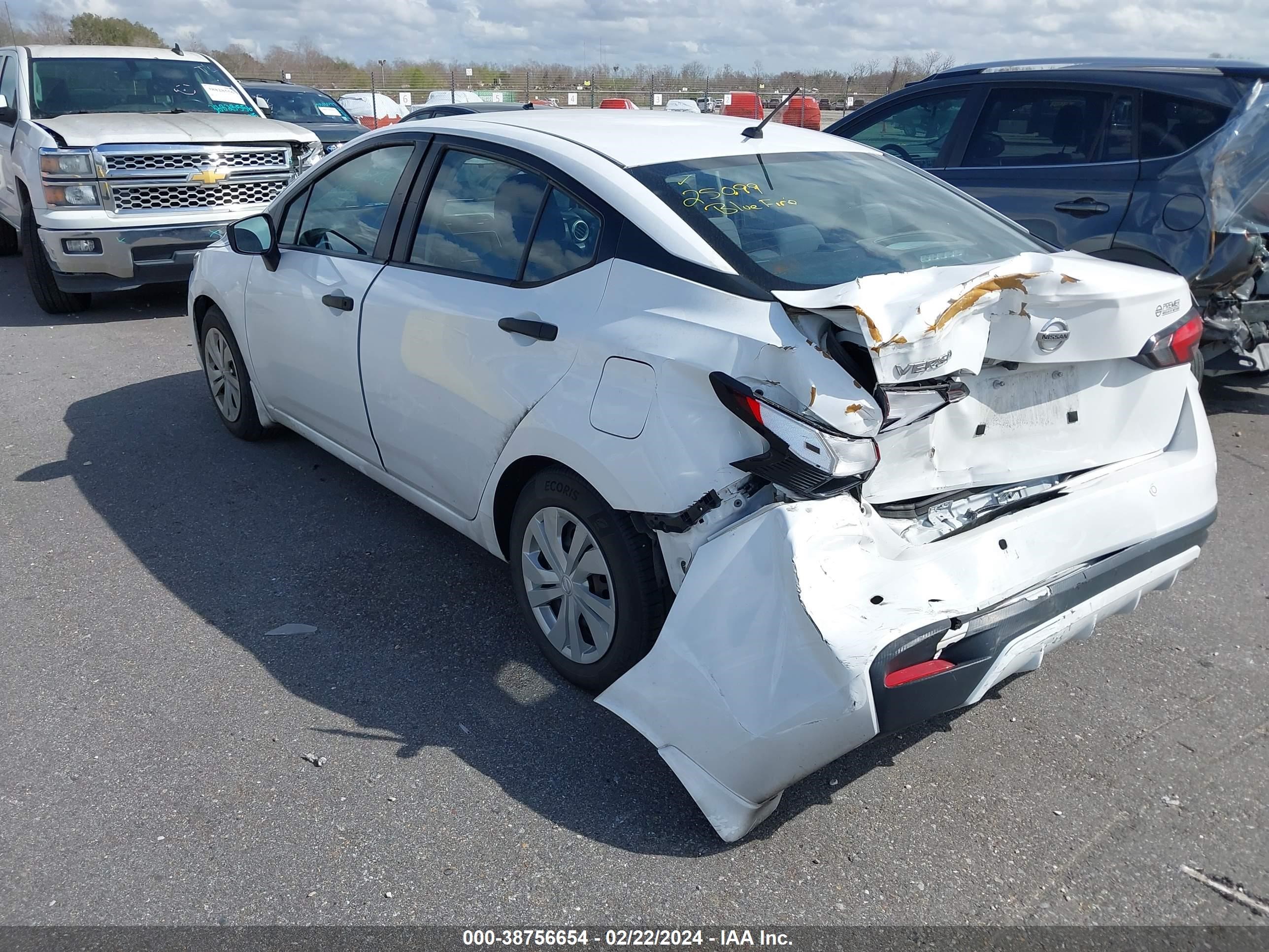 Photo 2 VIN: 3N1CN8DV1LL916585 - NISSAN VERSA 