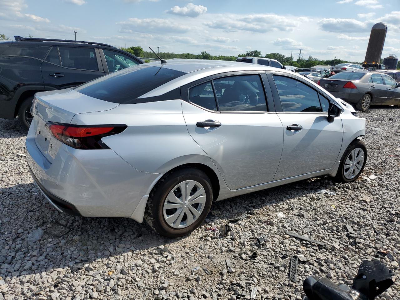 Photo 2 VIN: 3N1CN8DV1RL841413 - NISSAN VERSA 