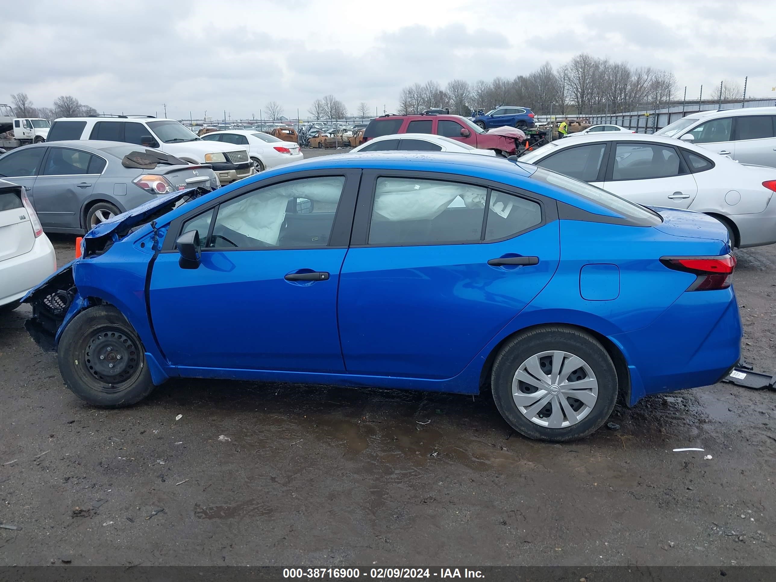 Photo 13 VIN: 3N1CN8DV2LL920032 - NISSAN VERSA 