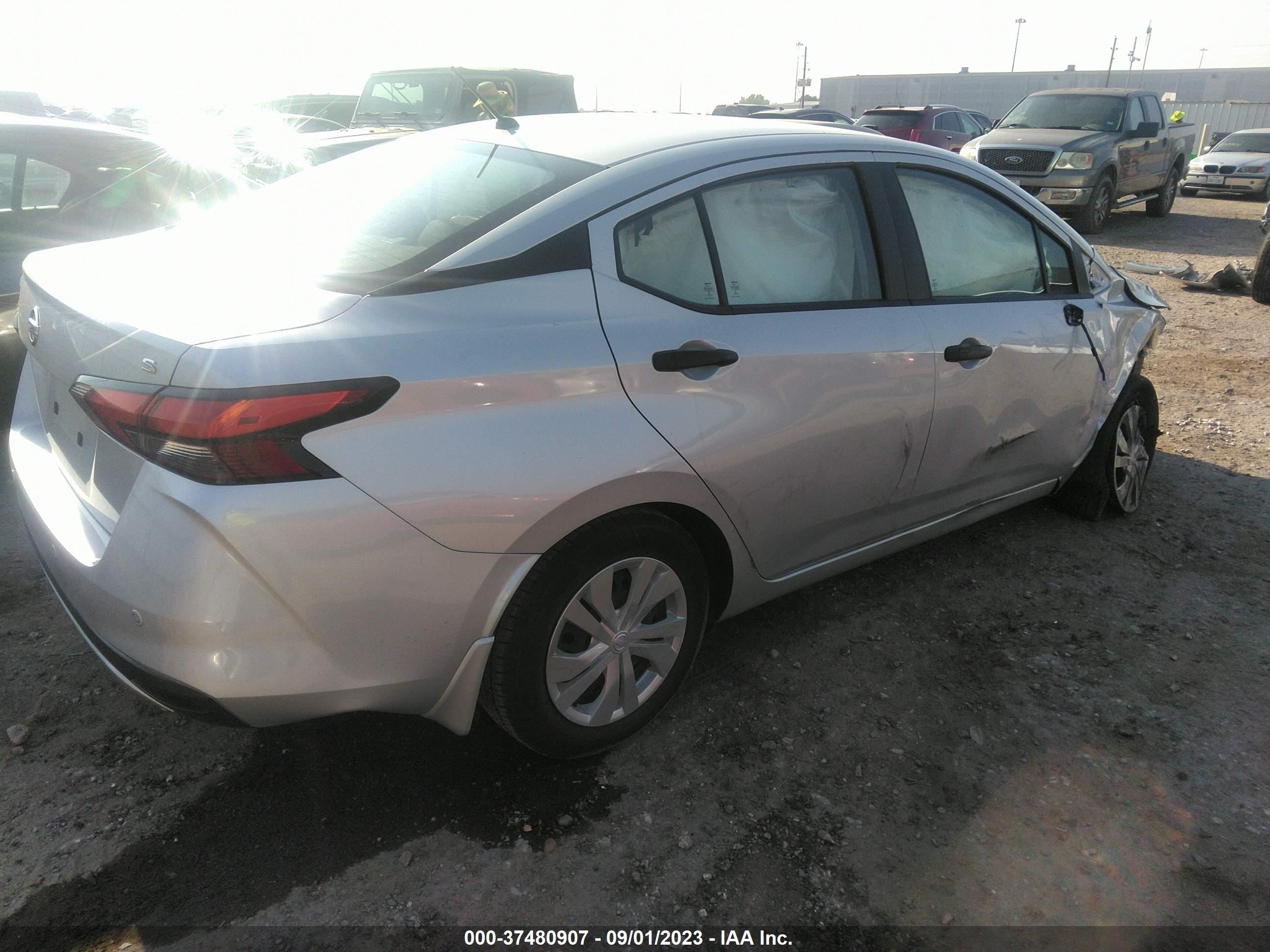 Photo 3 VIN: 3N1CN8DV6LL918820 - NISSAN VERSA 