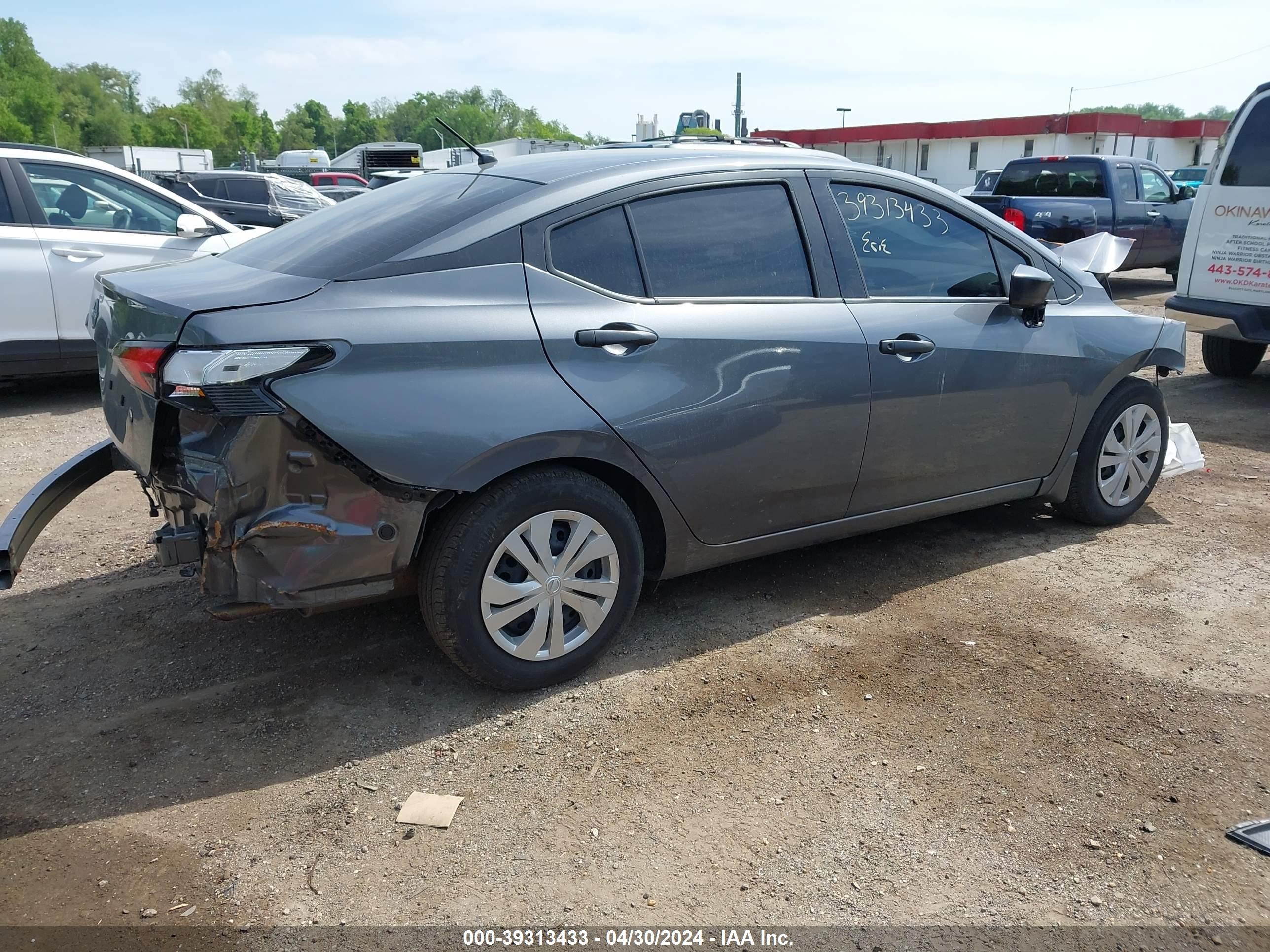 Photo 3 VIN: 3N1CN8DV8PL843625 - NISSAN VERSA 