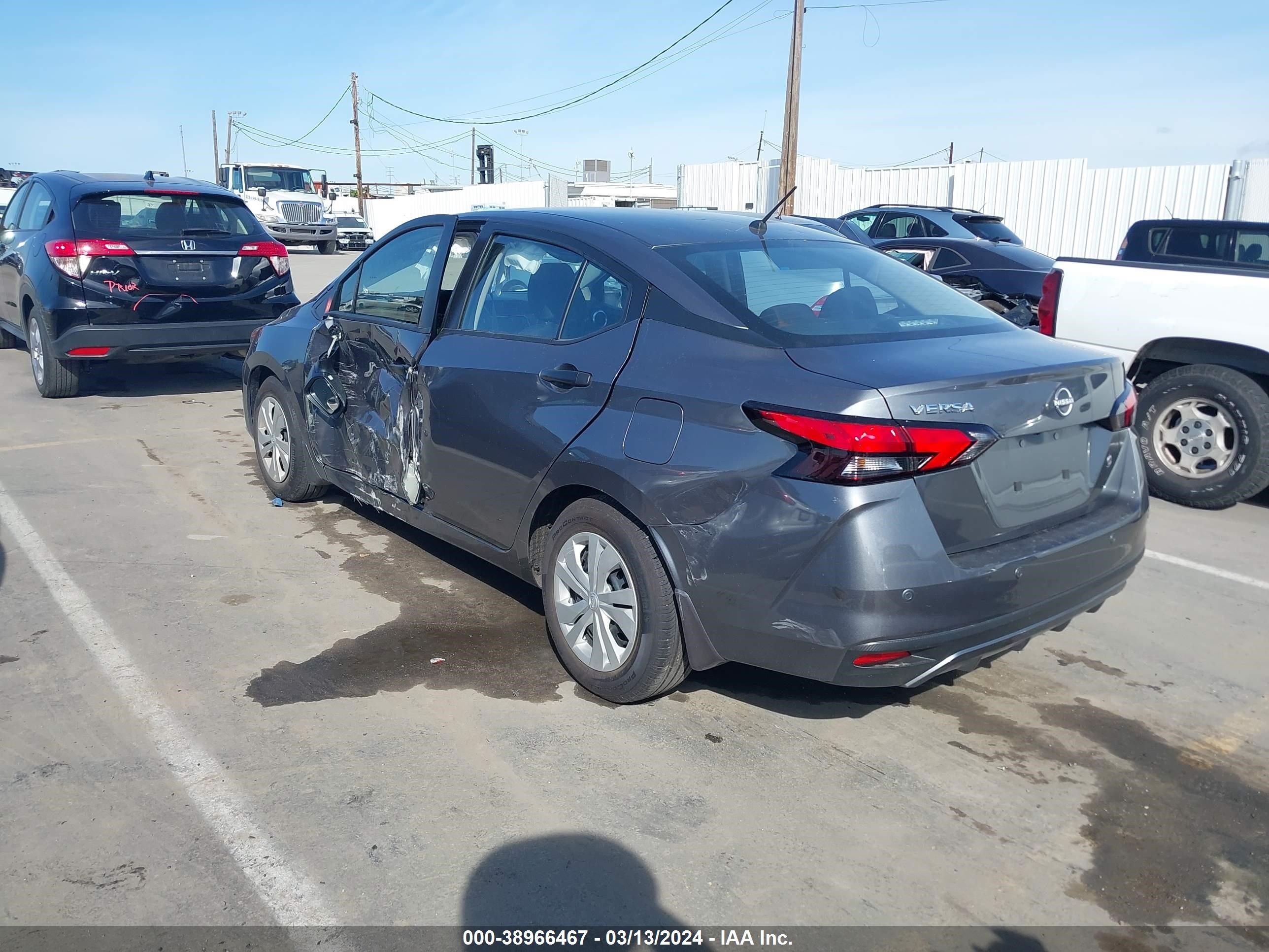 Photo 2 VIN: 3N1CN8DV9RL820258 - NISSAN VERSA 