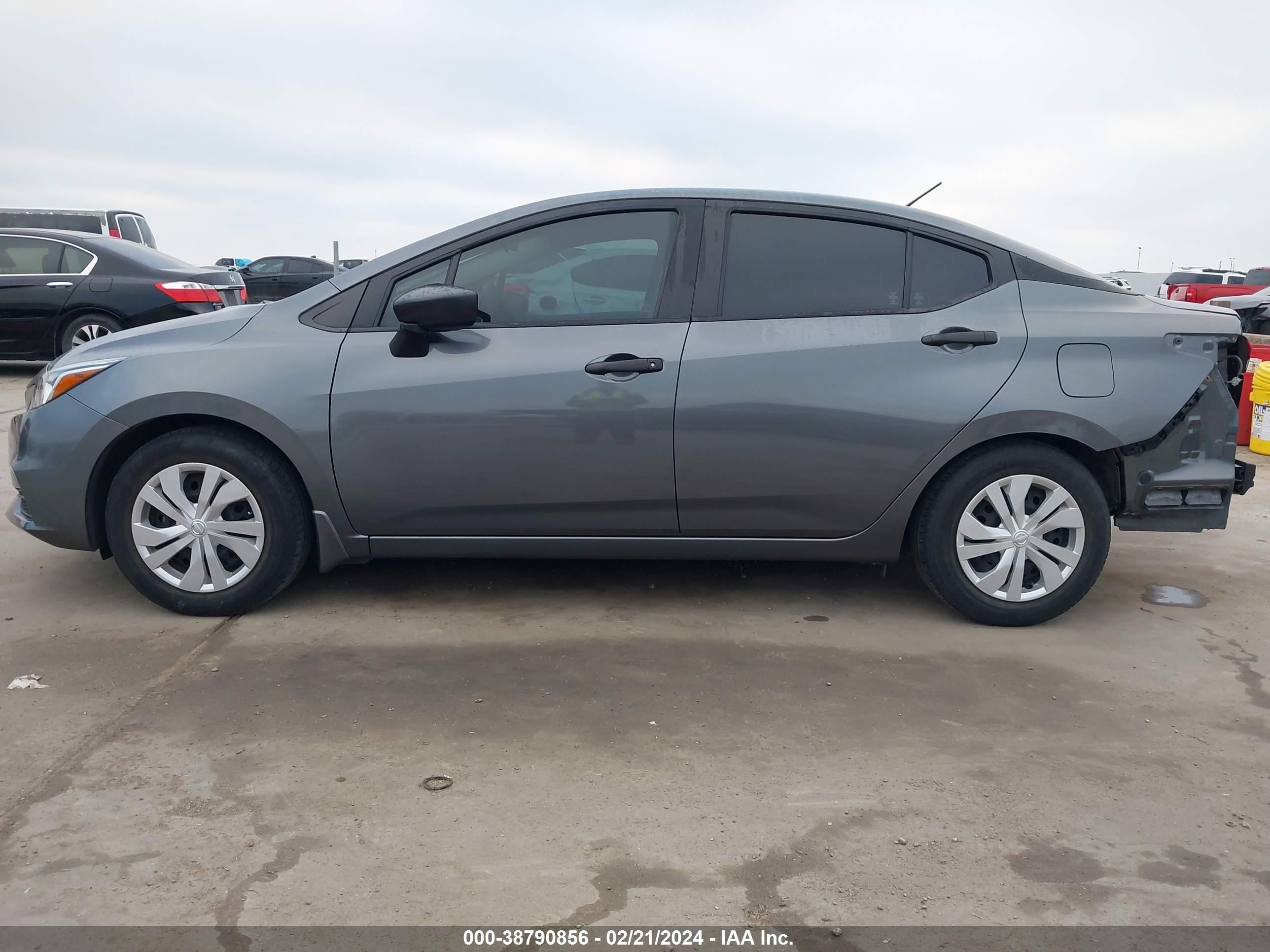 Photo 14 VIN: 3N1CN8DVXML813845 - NISSAN VERSA 