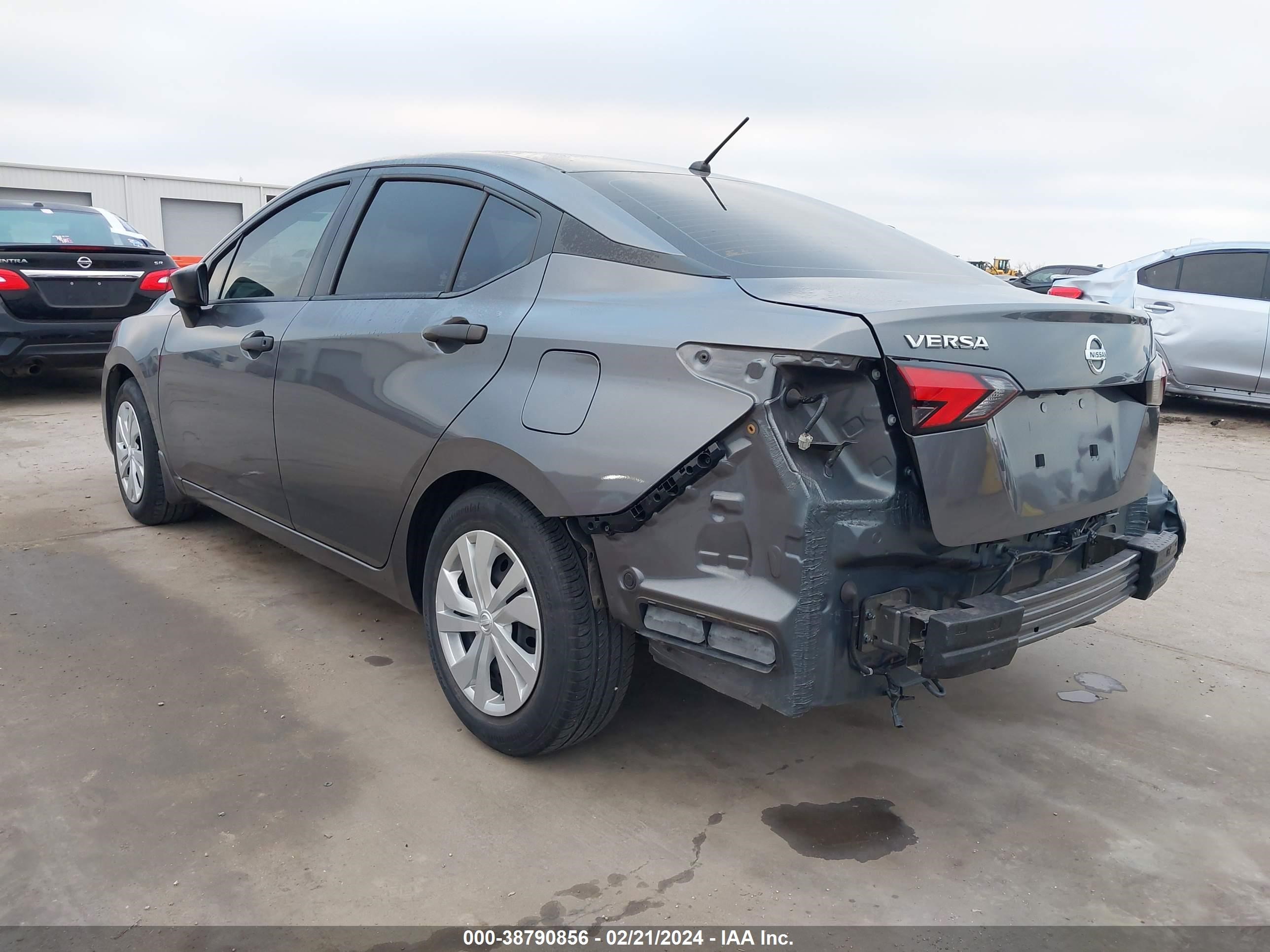 Photo 2 VIN: 3N1CN8DVXML813845 - NISSAN VERSA 