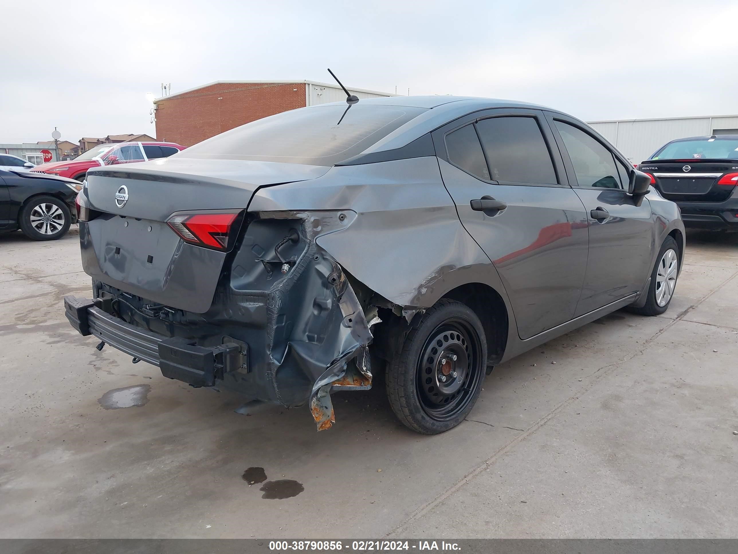 Photo 3 VIN: 3N1CN8DVXML813845 - NISSAN VERSA 