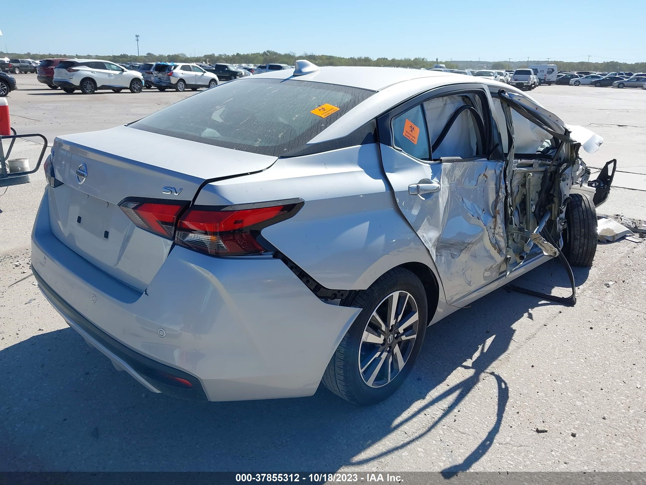 Photo 3 VIN: 3N1CN8EV1ML868814 - NISSAN VERSA 