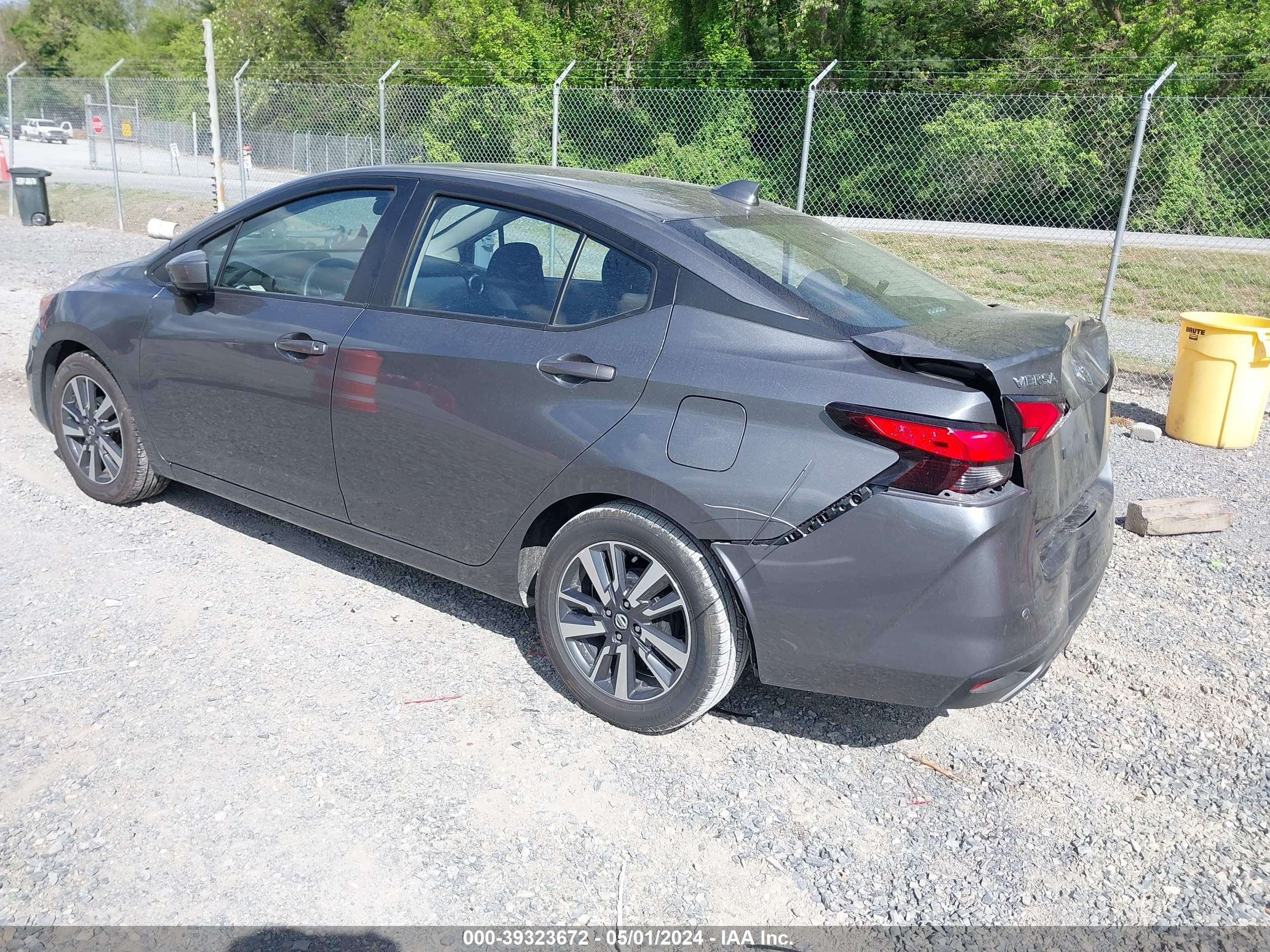 Photo 2 VIN: 3N1CN8EV3NL839820 - NISSAN VERSA 