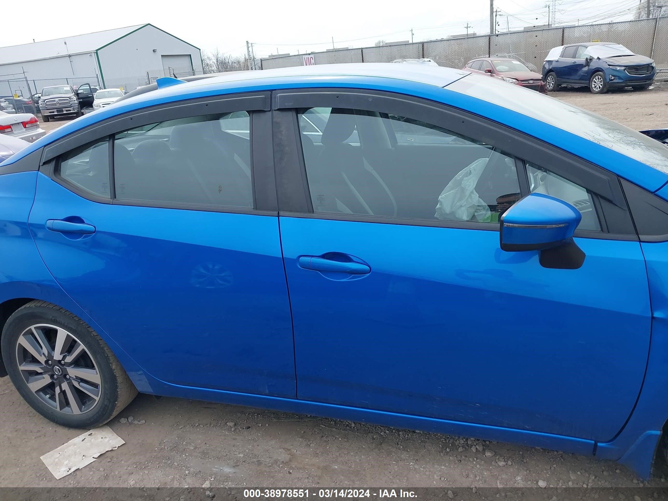 Photo 12 VIN: 3N1CN8EV4LL811456 - NISSAN VERSA 