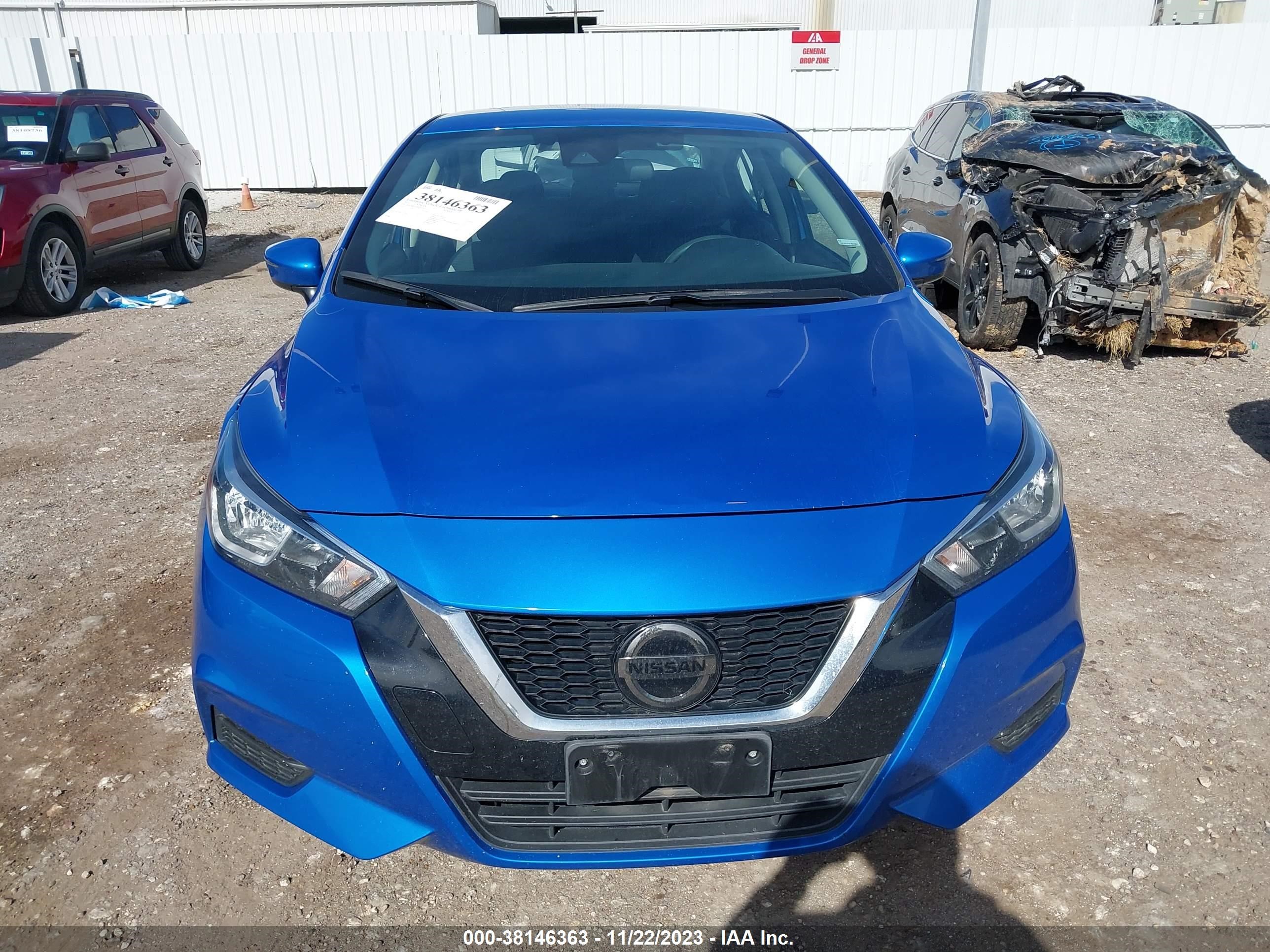 Photo 11 VIN: 3N1CN8EV4ML852753 - NISSAN VERSA 