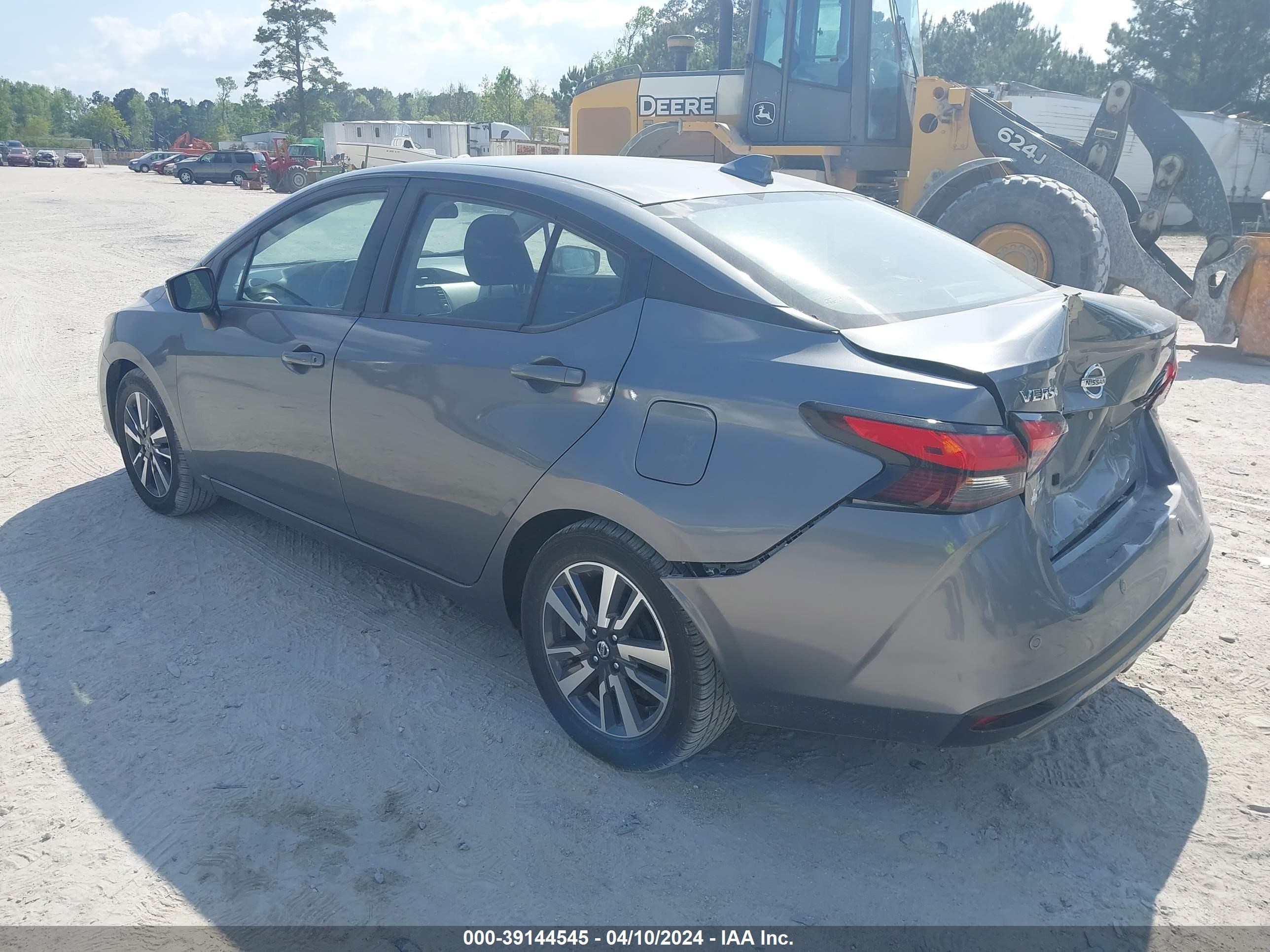 Photo 2 VIN: 3N1CN8EV7ML891952 - NISSAN VERSA 