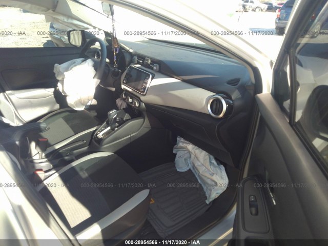 Photo 4 VIN: 3N1CN8EV8LL870753 - NISSAN VERSA 