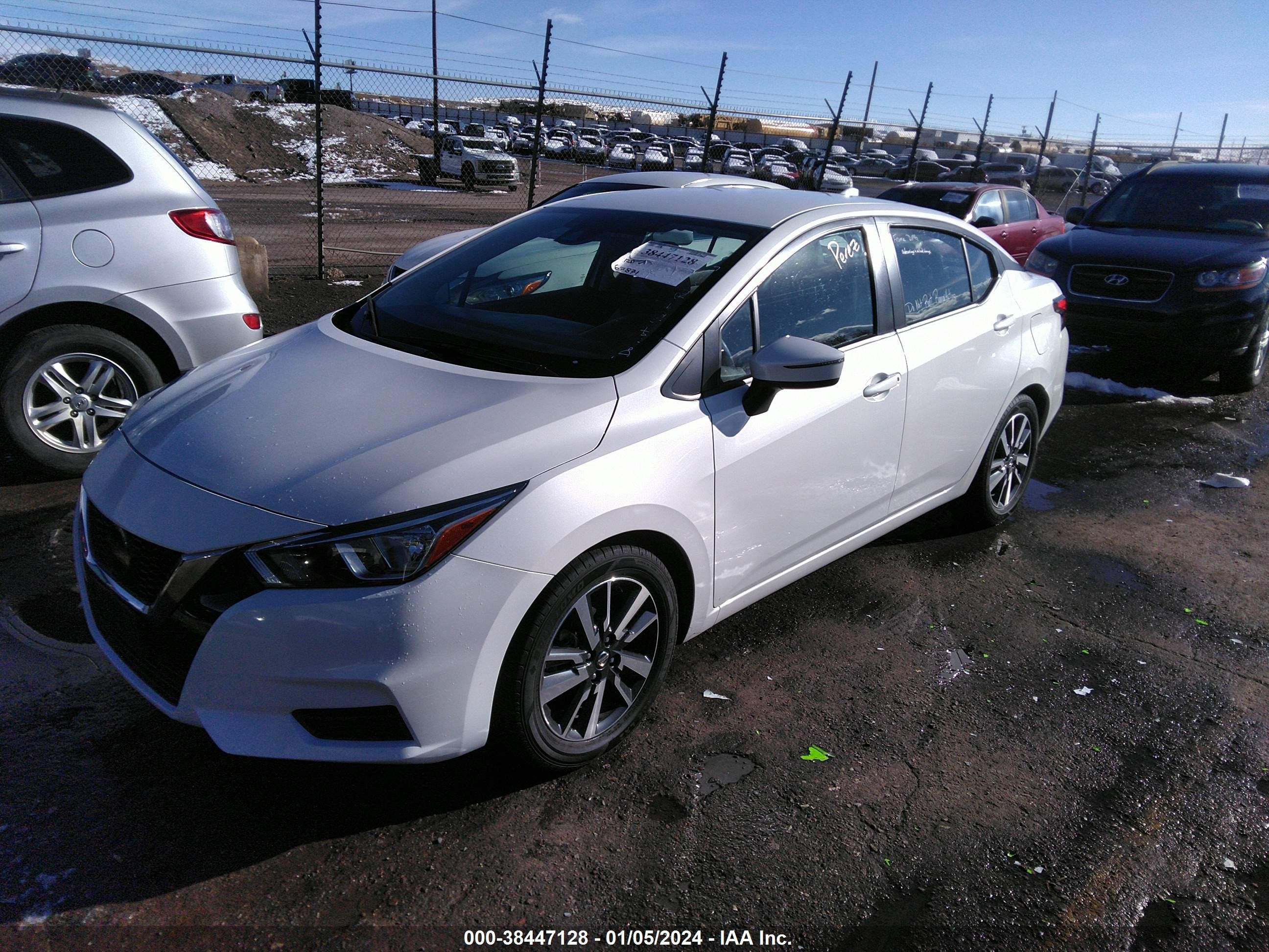 Photo 1 VIN: 3N1CN8EV8ML841612 - NISSAN VERSA 