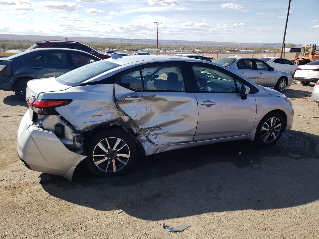 Photo 2 VIN: 3N1CN8EV8RL843433 - NISSAN VERSA 