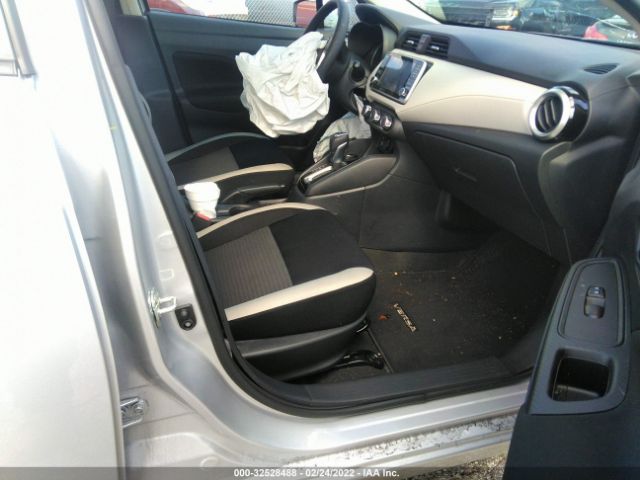 Photo 4 VIN: 3N1CN8EV9ML921176 - NISSAN VERSA 