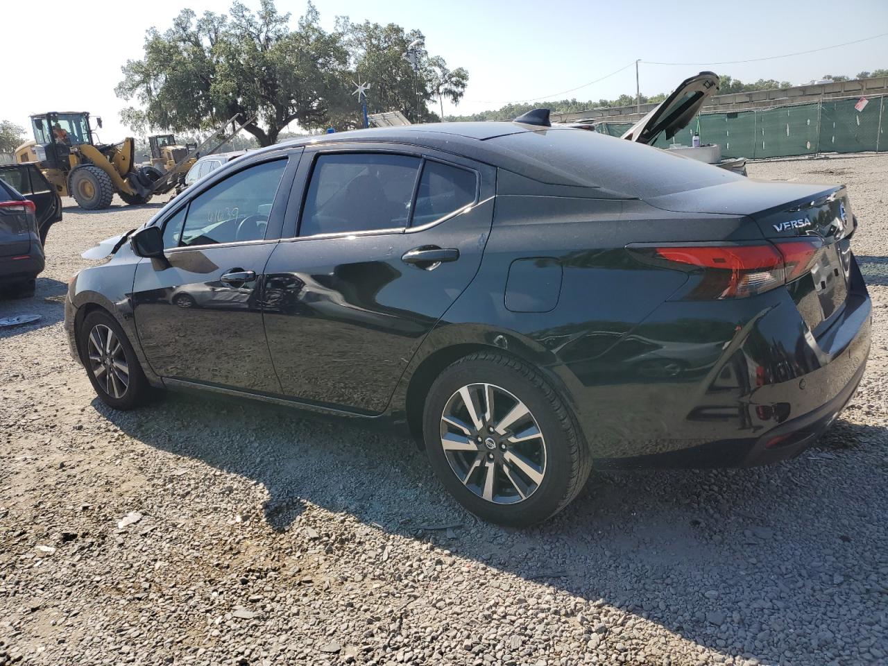 Photo 1 VIN: 3N1CN8EVXML868195 - NISSAN VERSA 