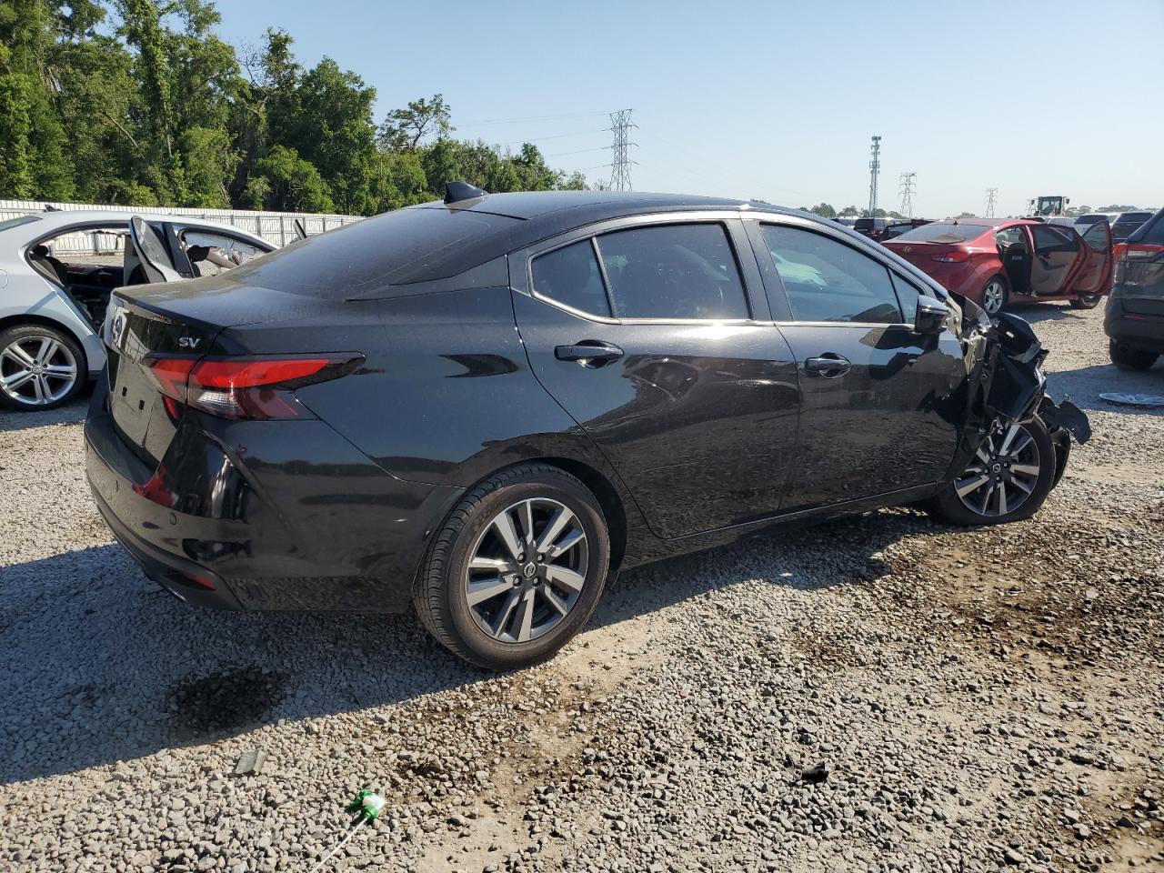 Photo 2 VIN: 3N1CN8EVXML868195 - NISSAN VERSA 