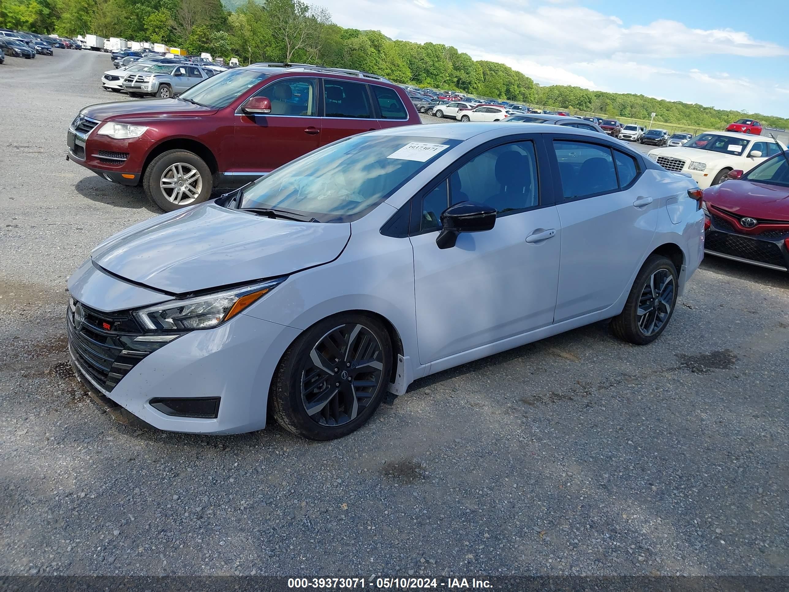 Photo 1 VIN: 3N1CN8FV2RL868956 - NISSAN VERSA 