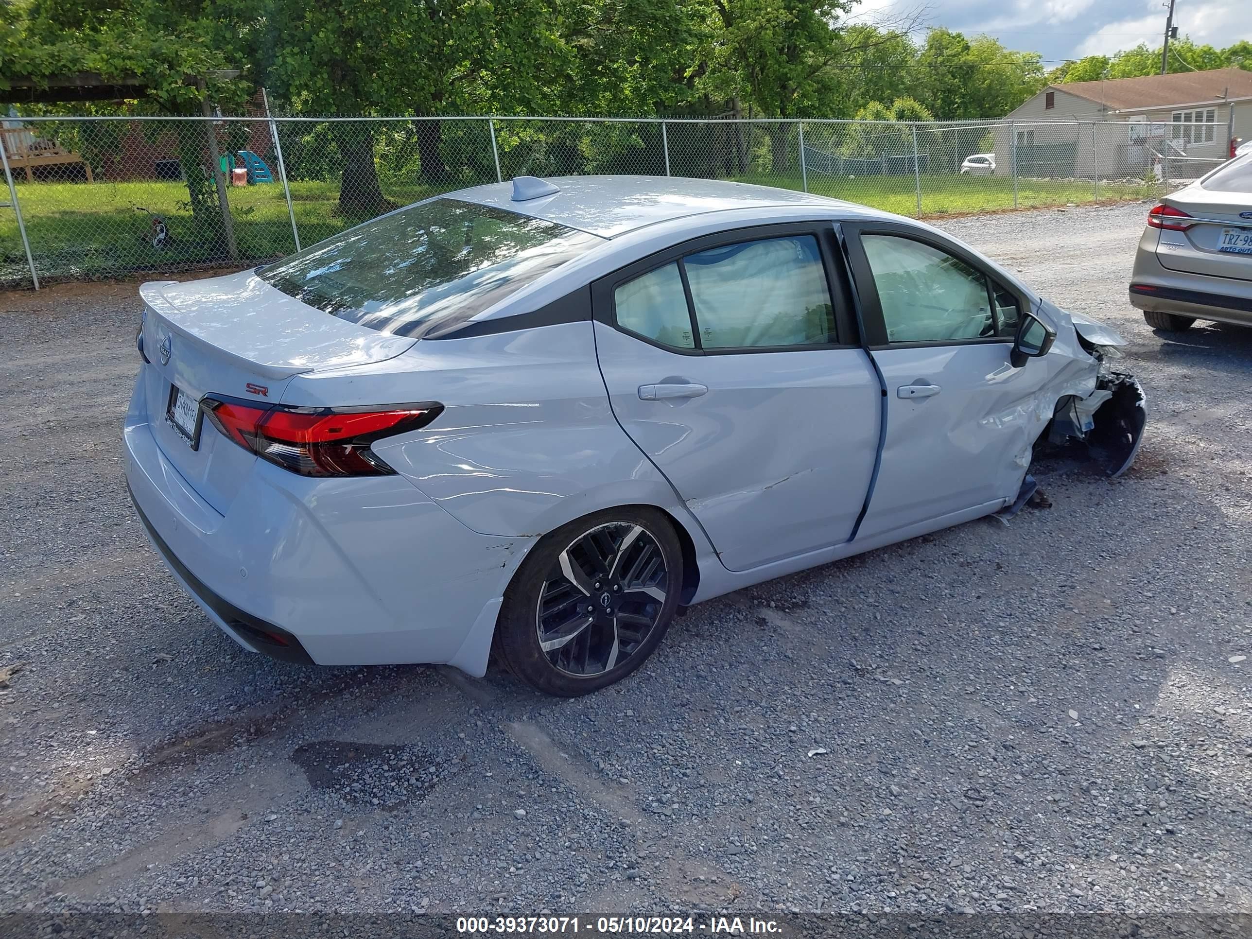 Photo 3 VIN: 3N1CN8FV2RL868956 - NISSAN VERSA 