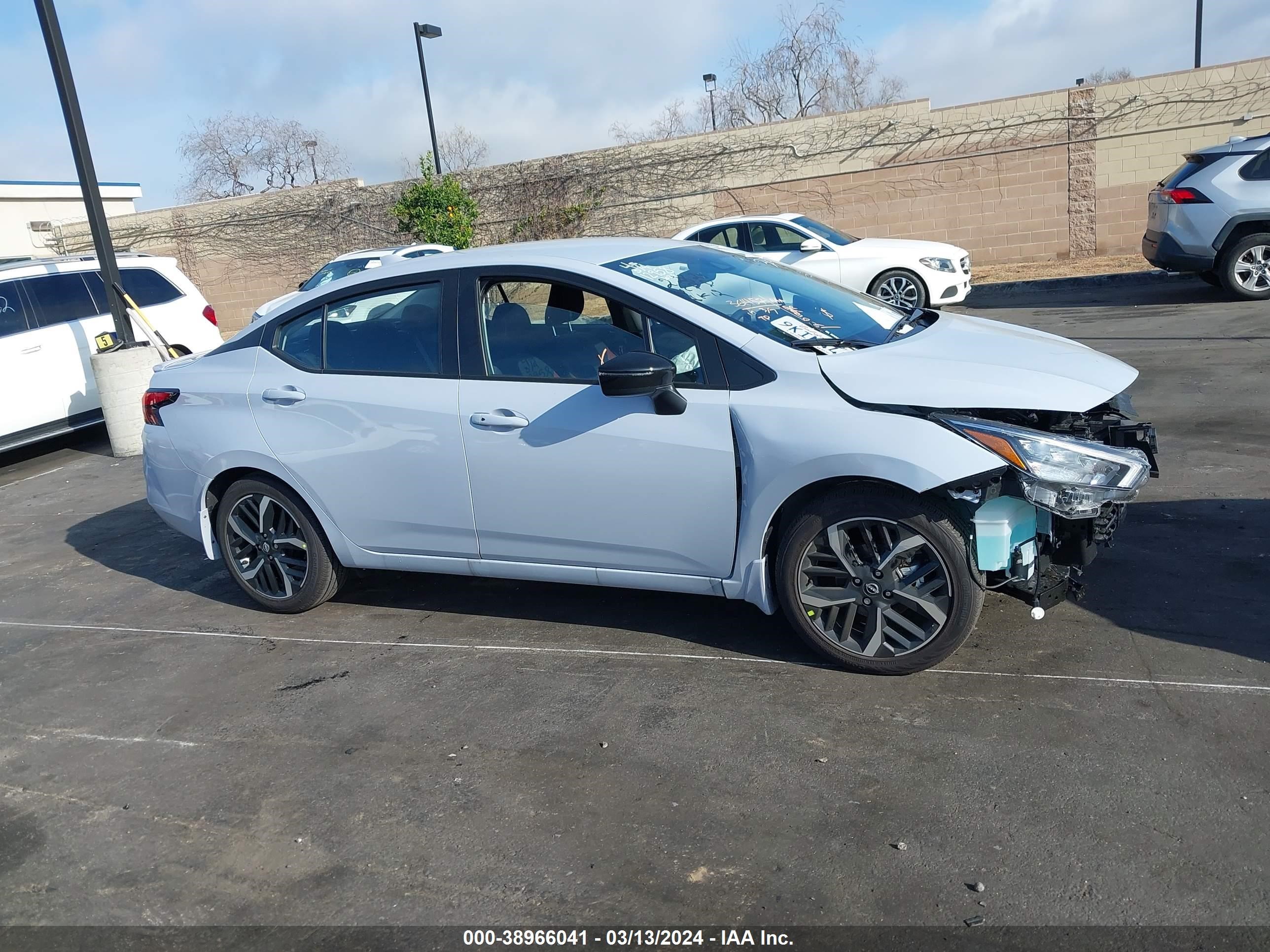 Photo 13 VIN: 3N1CN8FV6RL833028 - NISSAN VERSA 