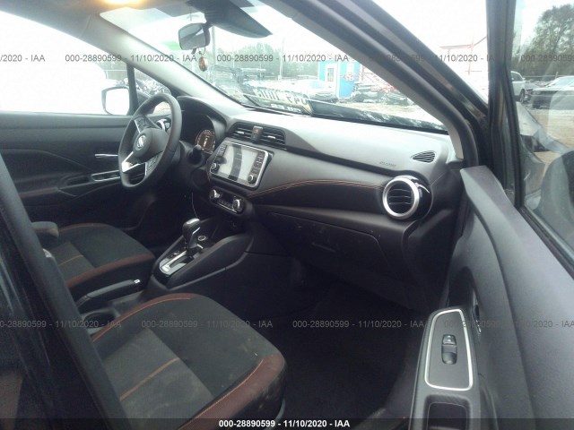 Photo 4 VIN: 3N1CN8FV8LL811135 - NISSAN VERSA 