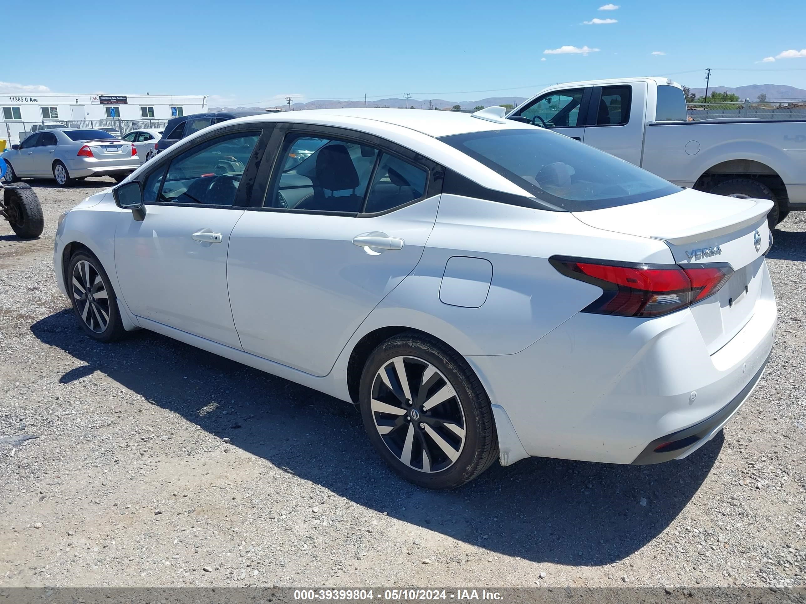 Photo 2 VIN: 3N1CN8FVXNL850487 - NISSAN VERSA 