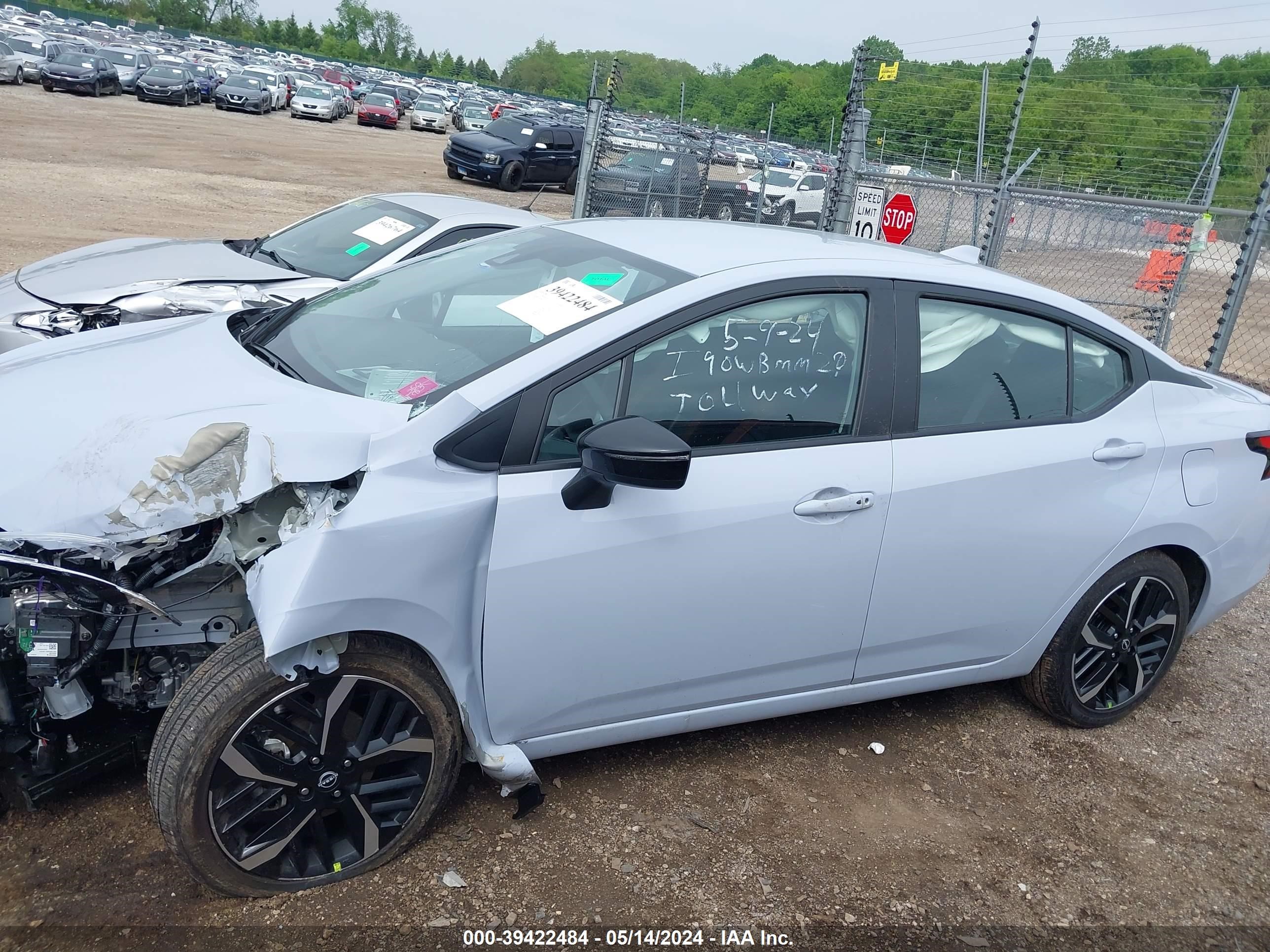 Photo 13 VIN: 3N1CN8FVXRL866758 - NISSAN VERSA 