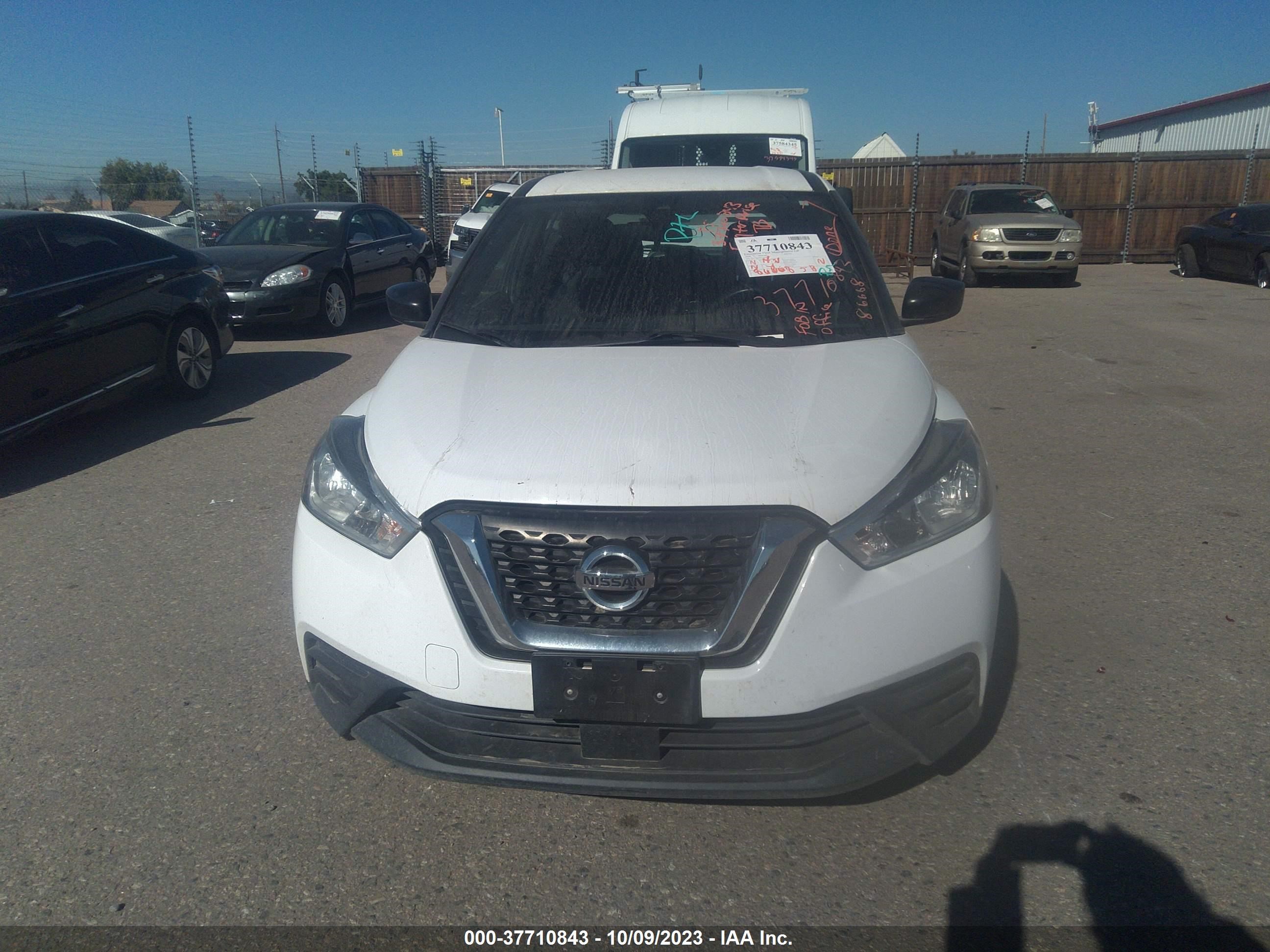 Photo 12 VIN: 3N1CP5BV0LL490609 - NISSAN KICKS 