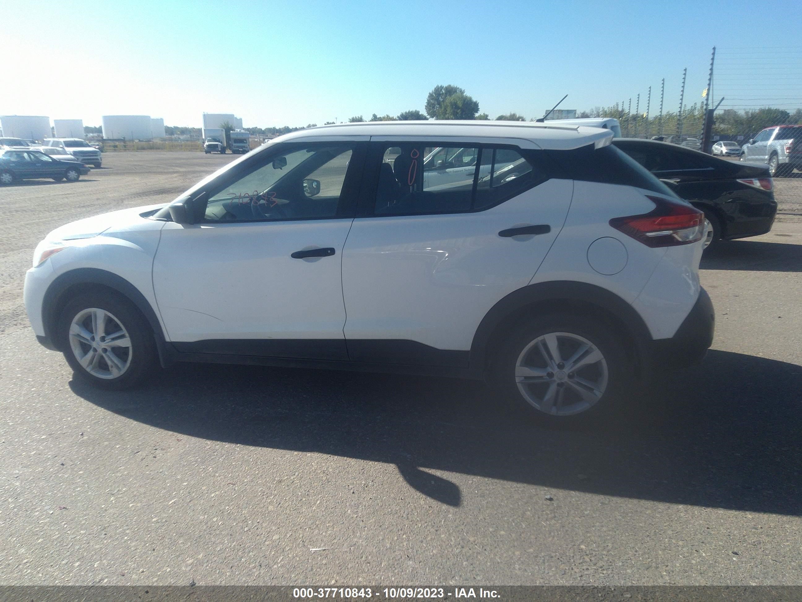 Photo 14 VIN: 3N1CP5BV0LL490609 - NISSAN KICKS 