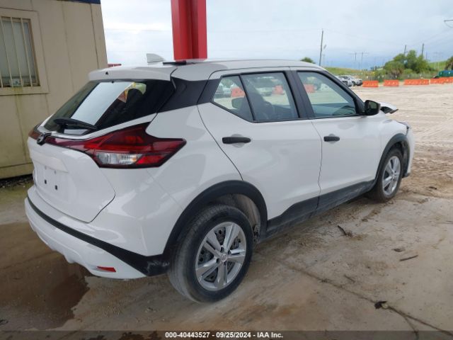 Photo 3 VIN: 3N1CP5BV0NL518797 - NISSAN KICKS 