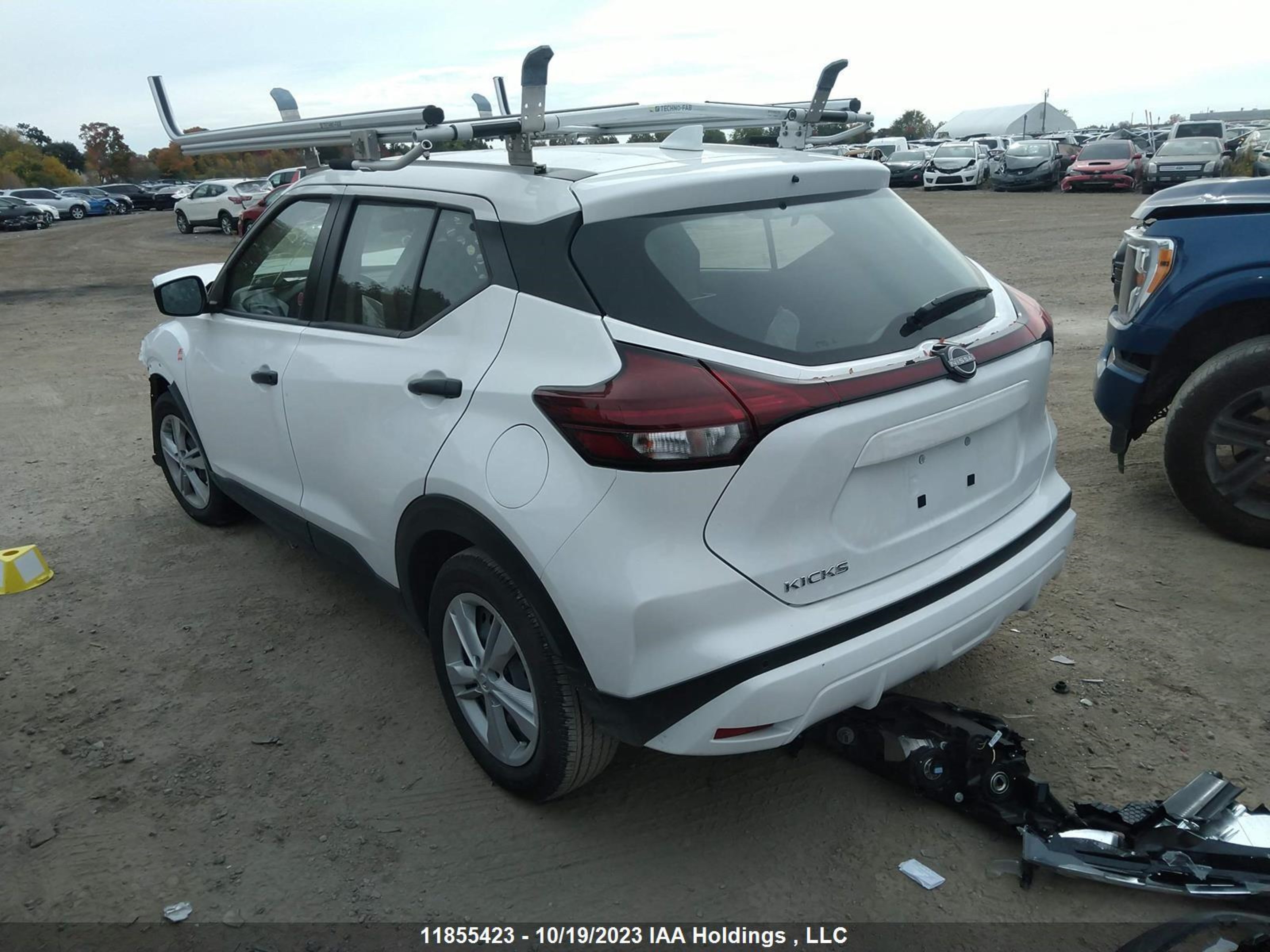 Photo 2 VIN: 3N1CP5BV0PL498022 - NISSAN KICKS 