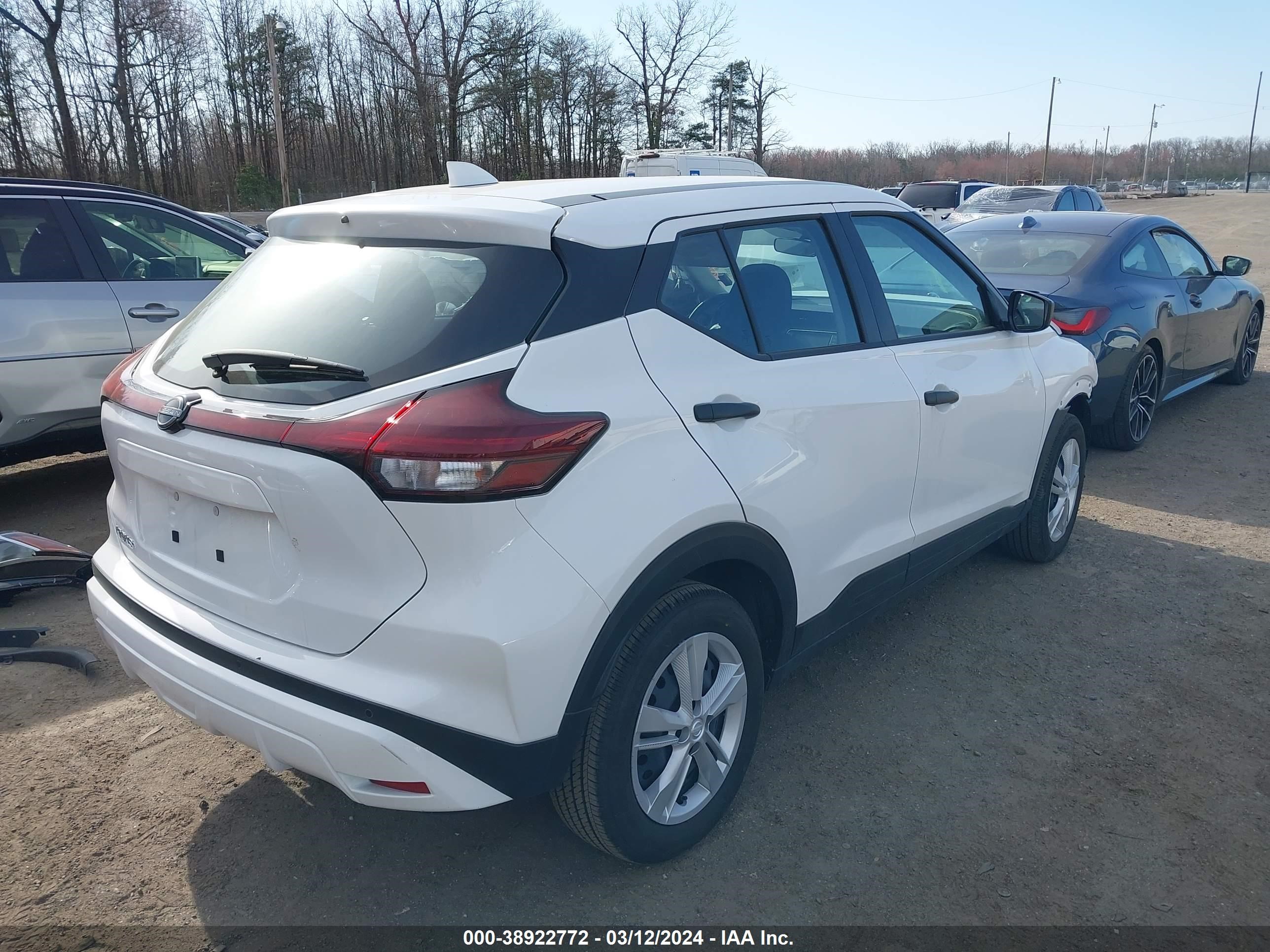 Photo 3 VIN: 3N1CP5BV0PL530161 - NISSAN KICKS 