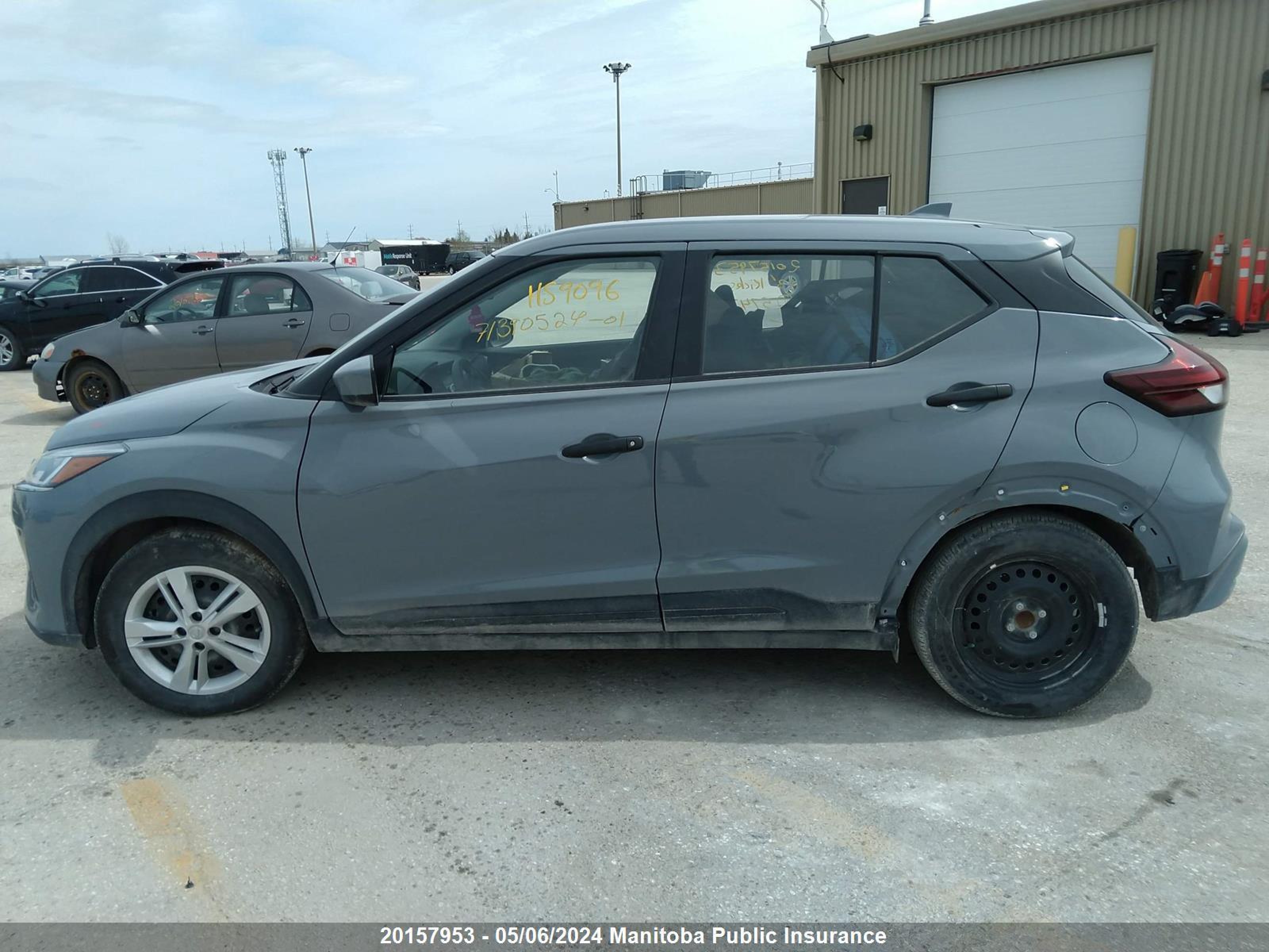 Photo 13 VIN: 3N1CP5BV0PL574774 - NISSAN KICKS 