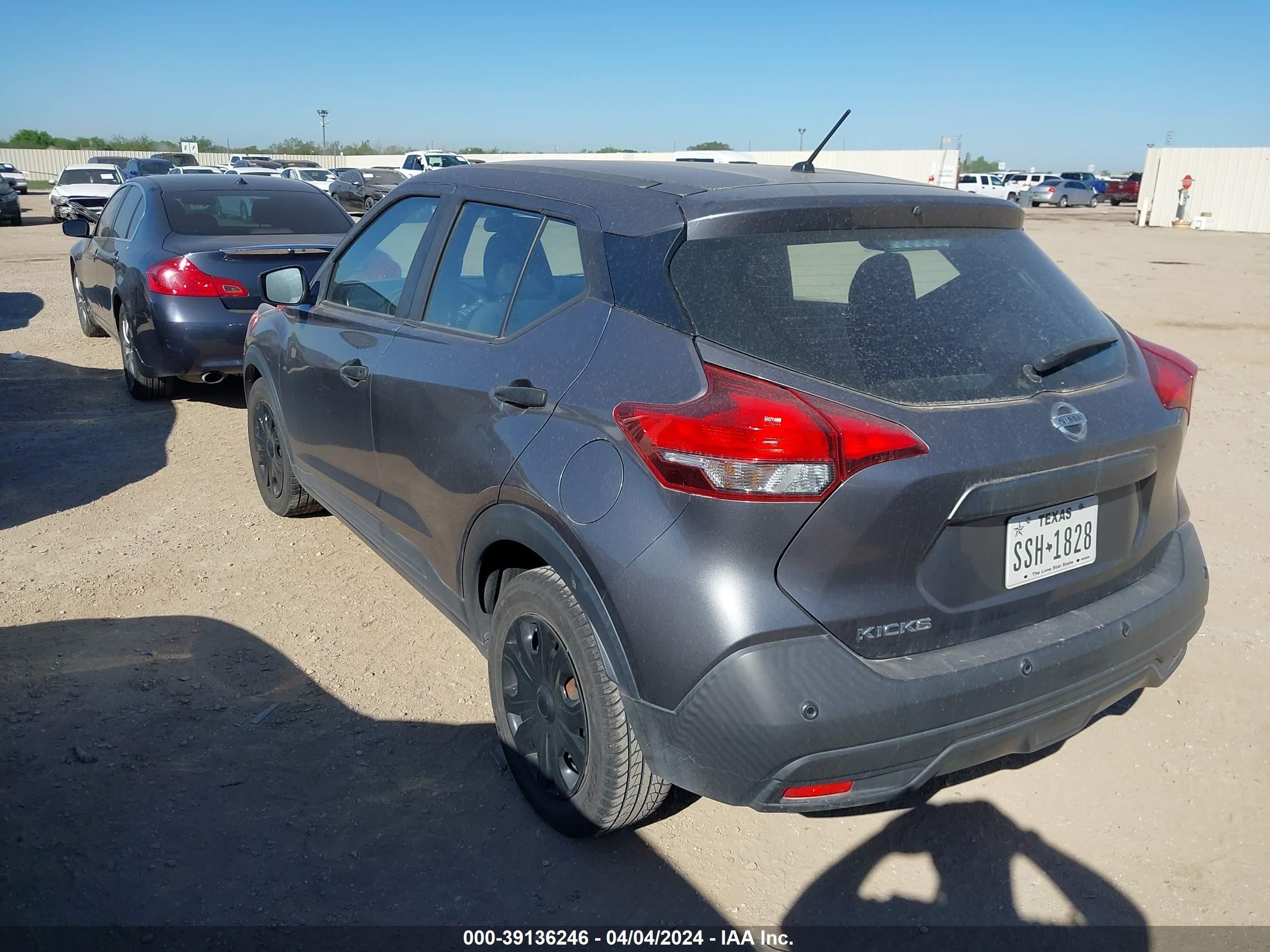 Photo 2 VIN: 3N1CP5BV2LL489994 - NISSAN KICKS 