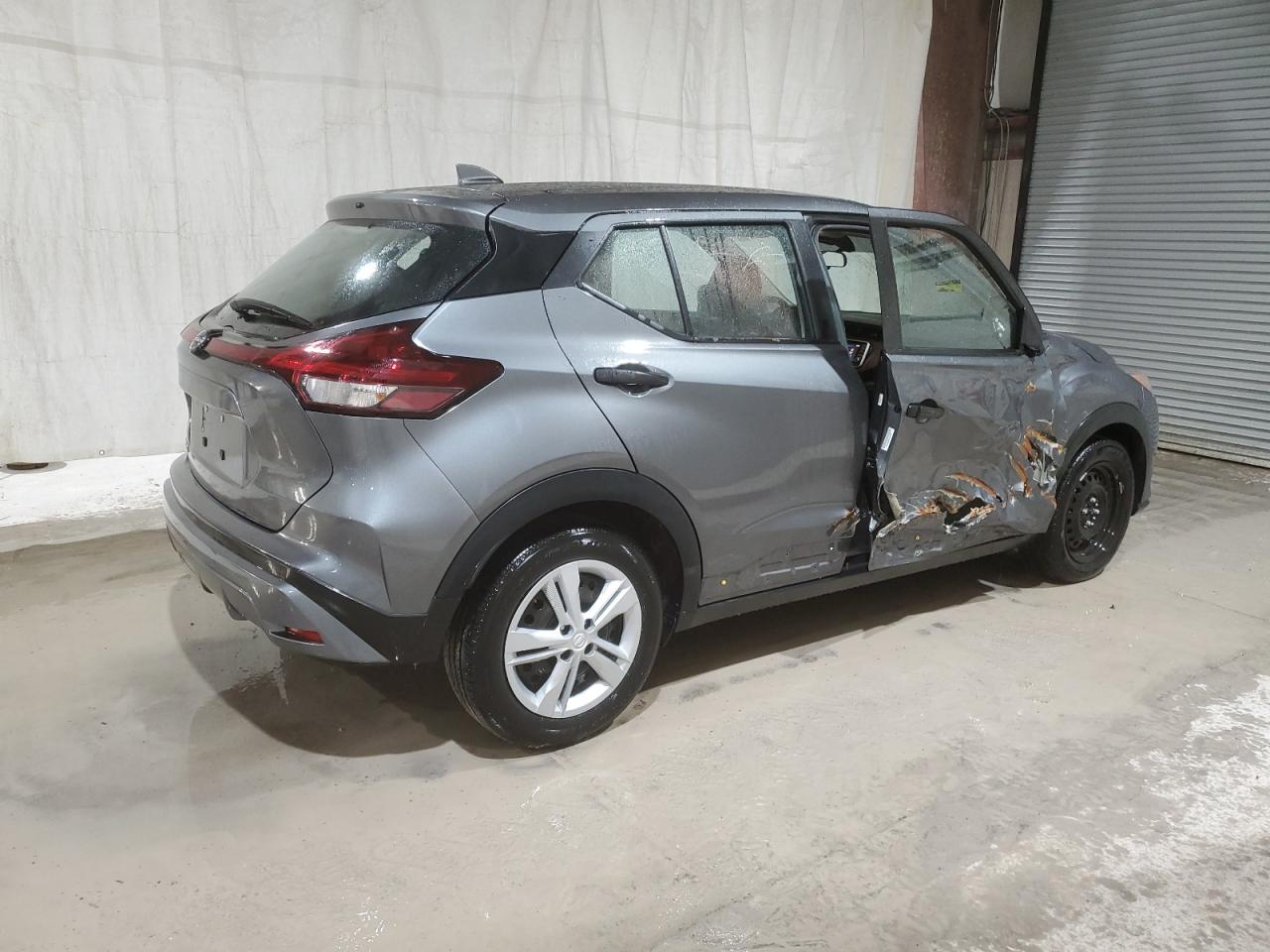 Photo 2 VIN: 3N1CP5BV2NL500095 - NISSAN KICKS 