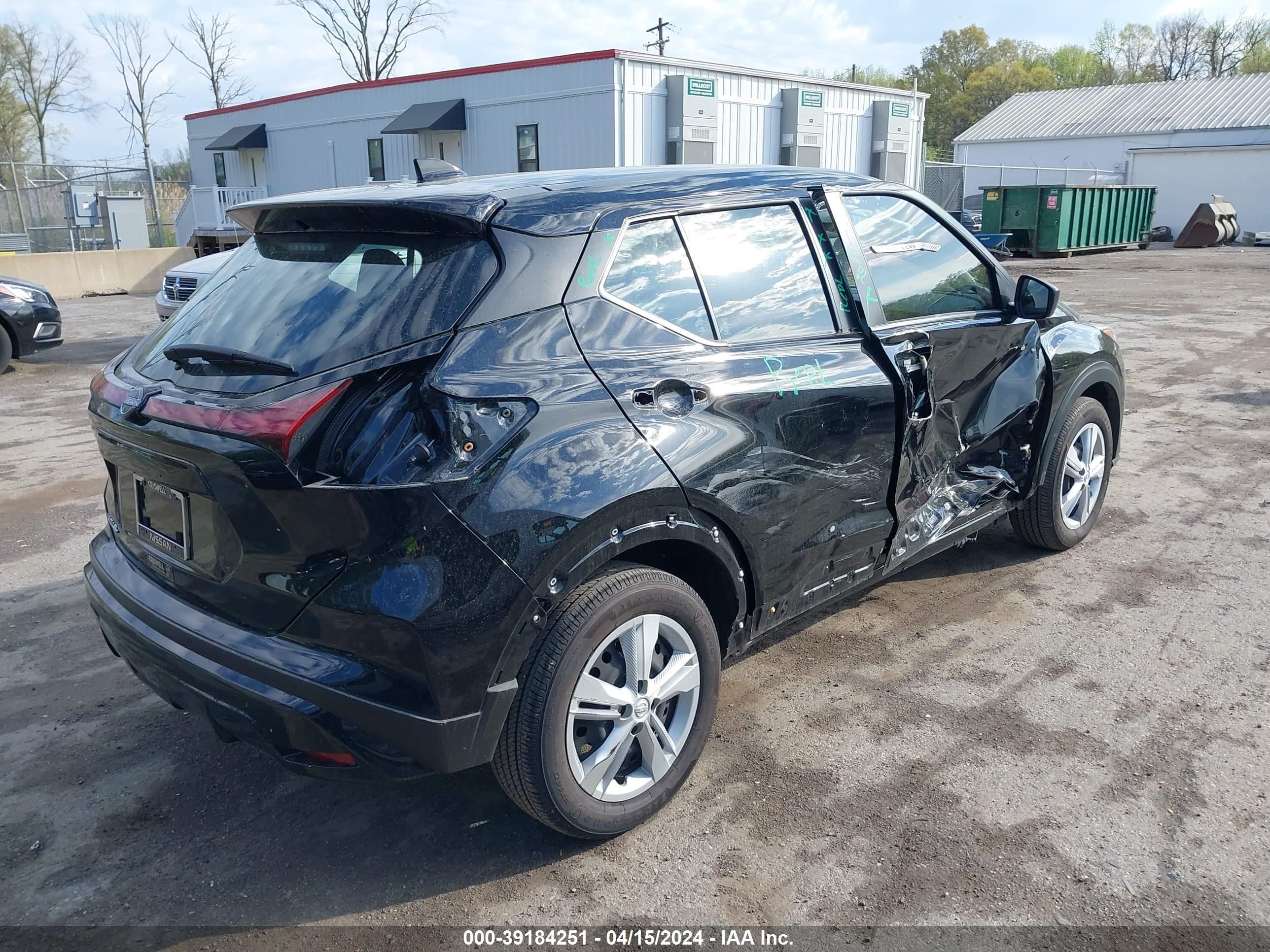 Photo 3 VIN: 3N1CP5BV4PL477366 - NISSAN KICKS 