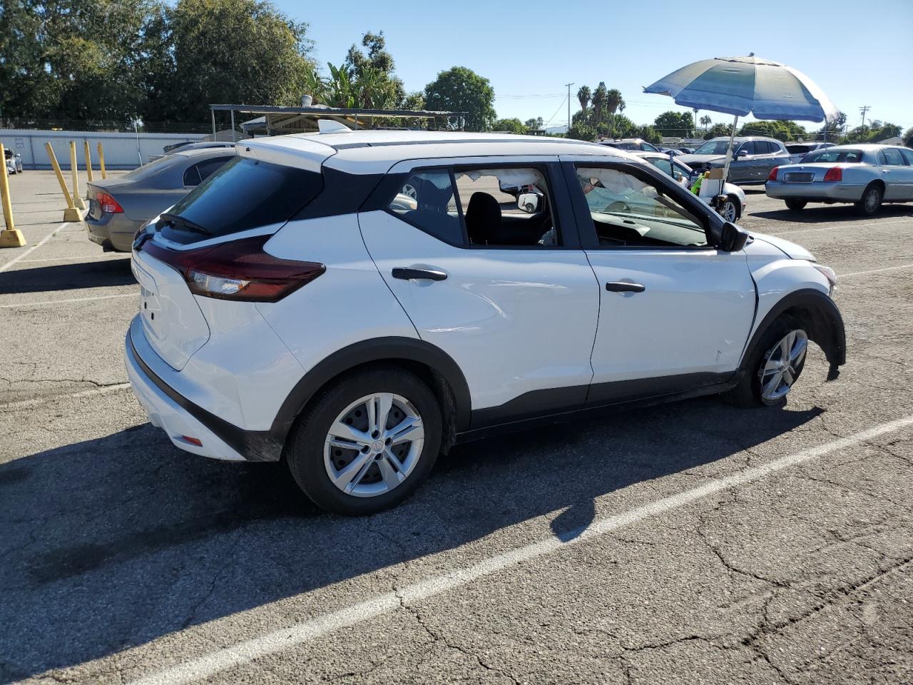 Photo 2 VIN: 3N1CP5BV4PL509474 - NISSAN KICKS 